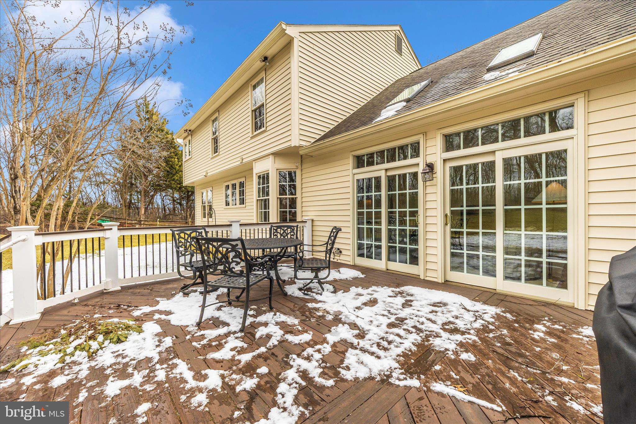 SPRING RIDGE - Residential