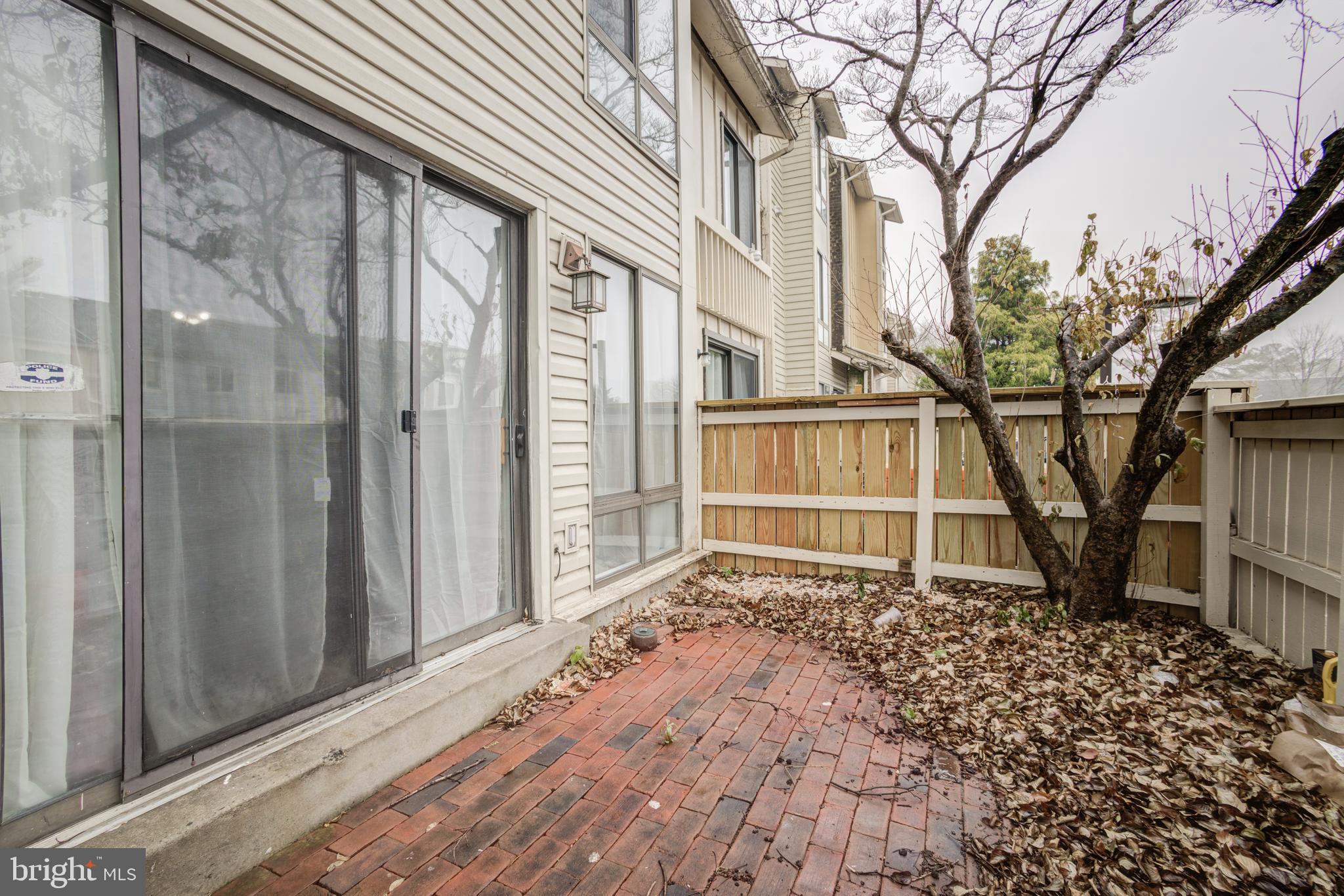 CLUBSIDE - Residential