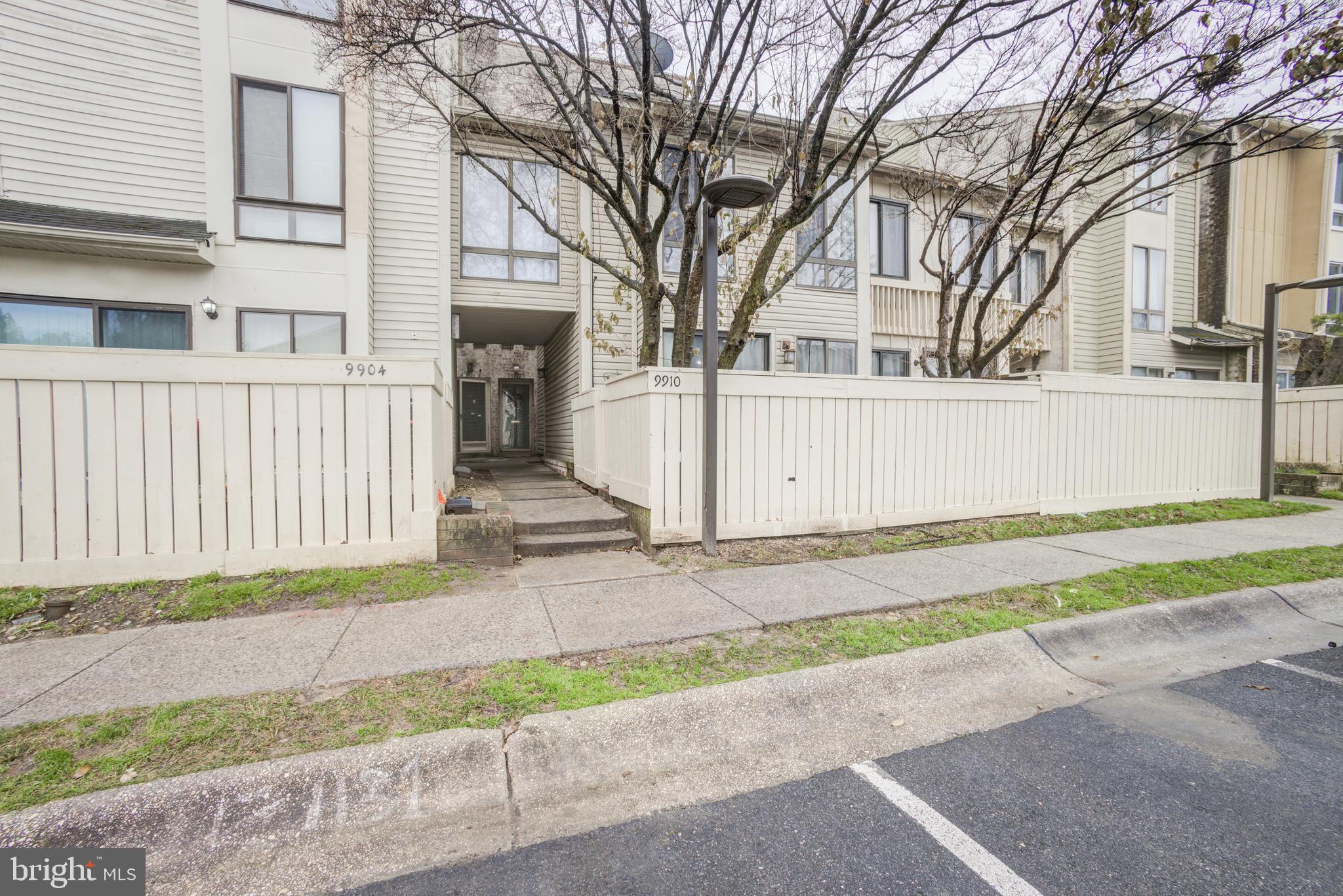 CLUBSIDE - Residential