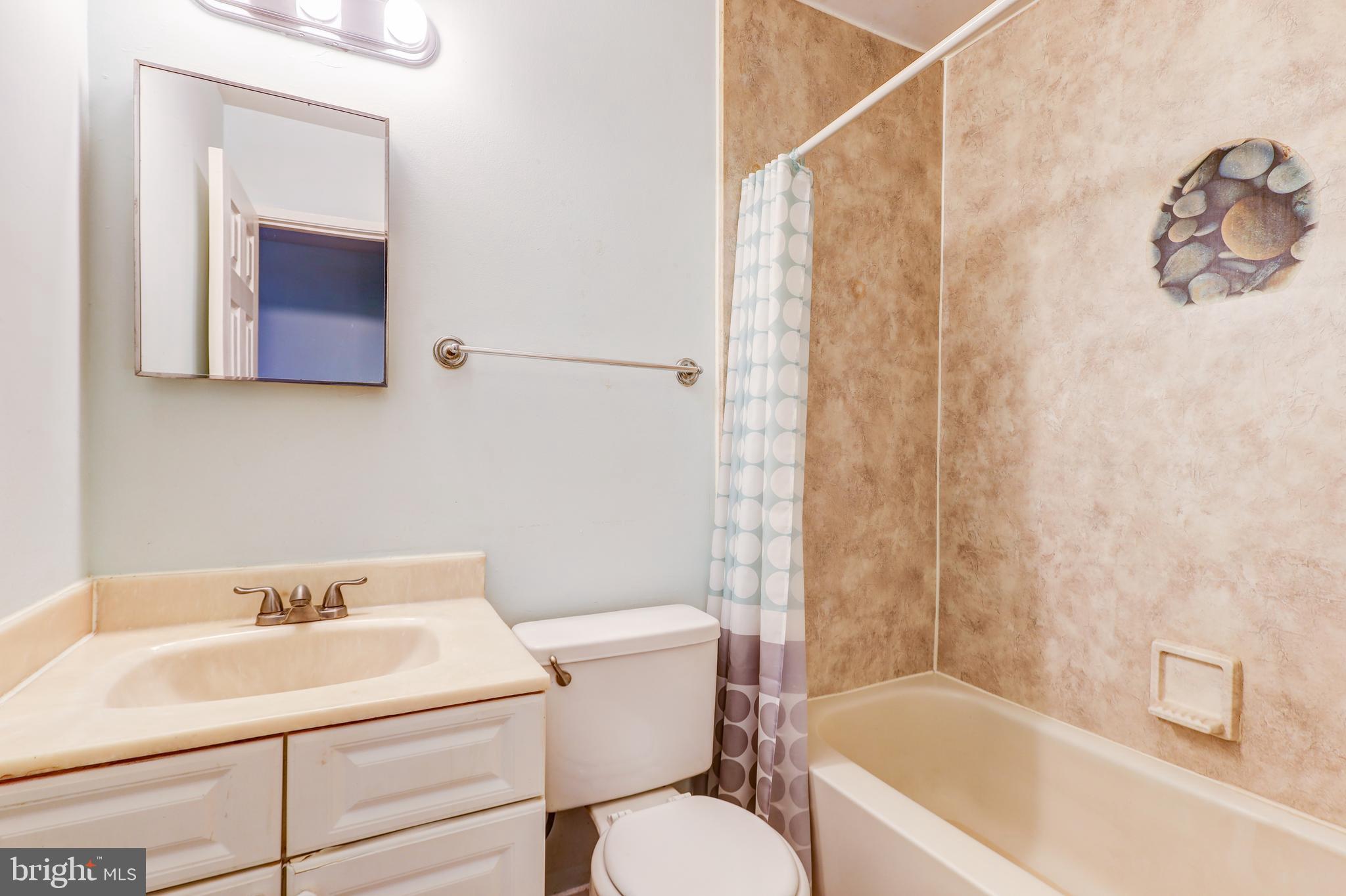 CLUBSIDE - Residential