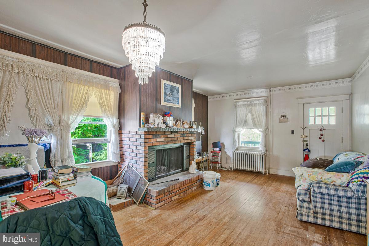 RICHARDSON HEIGHTS - Residential