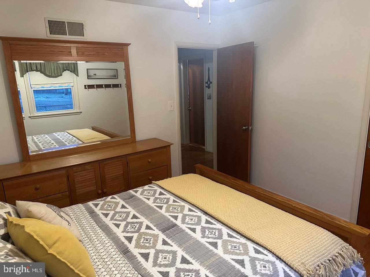 2005 SANDALWOOD COURT