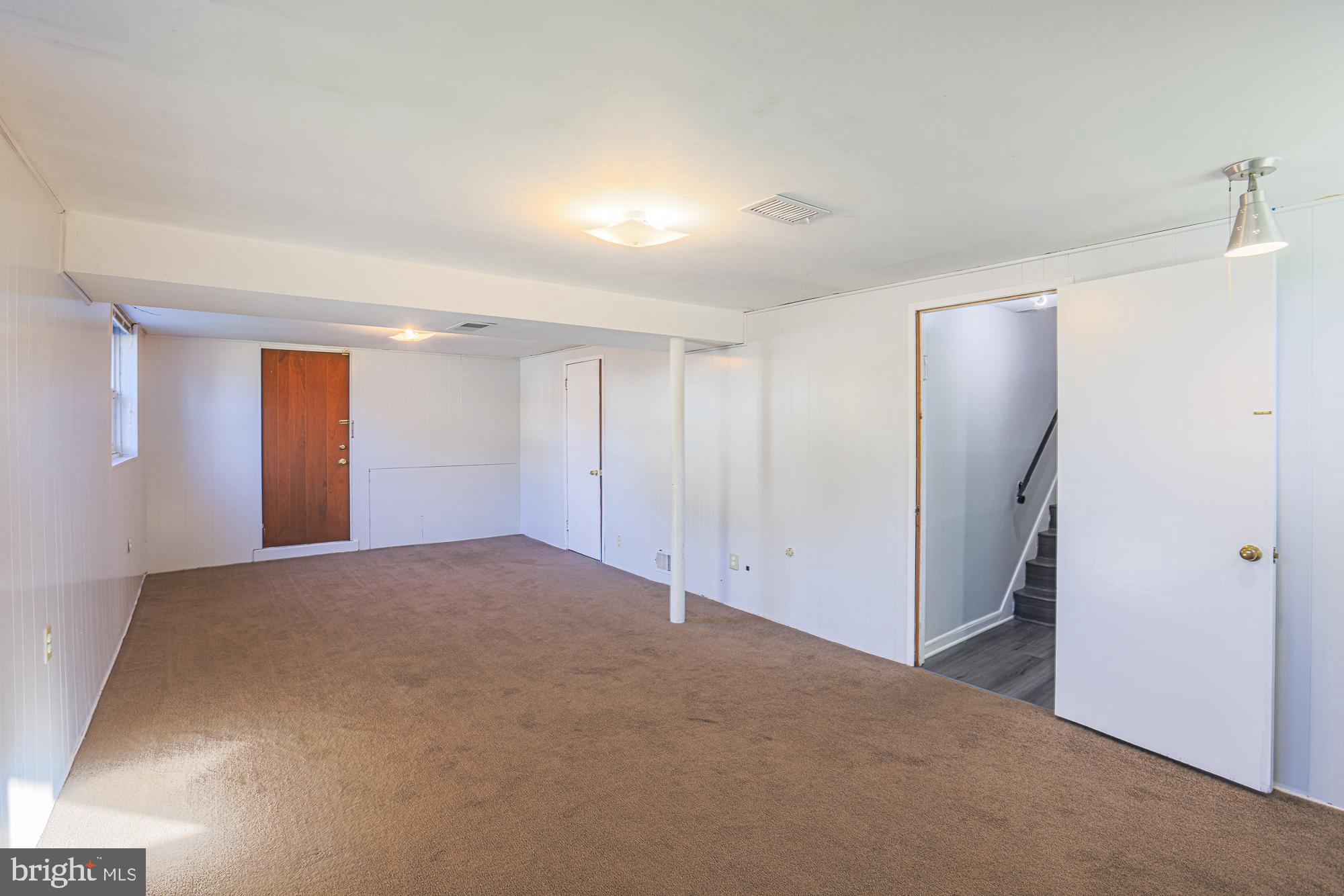 SUMMIT PARK - Residential Lease