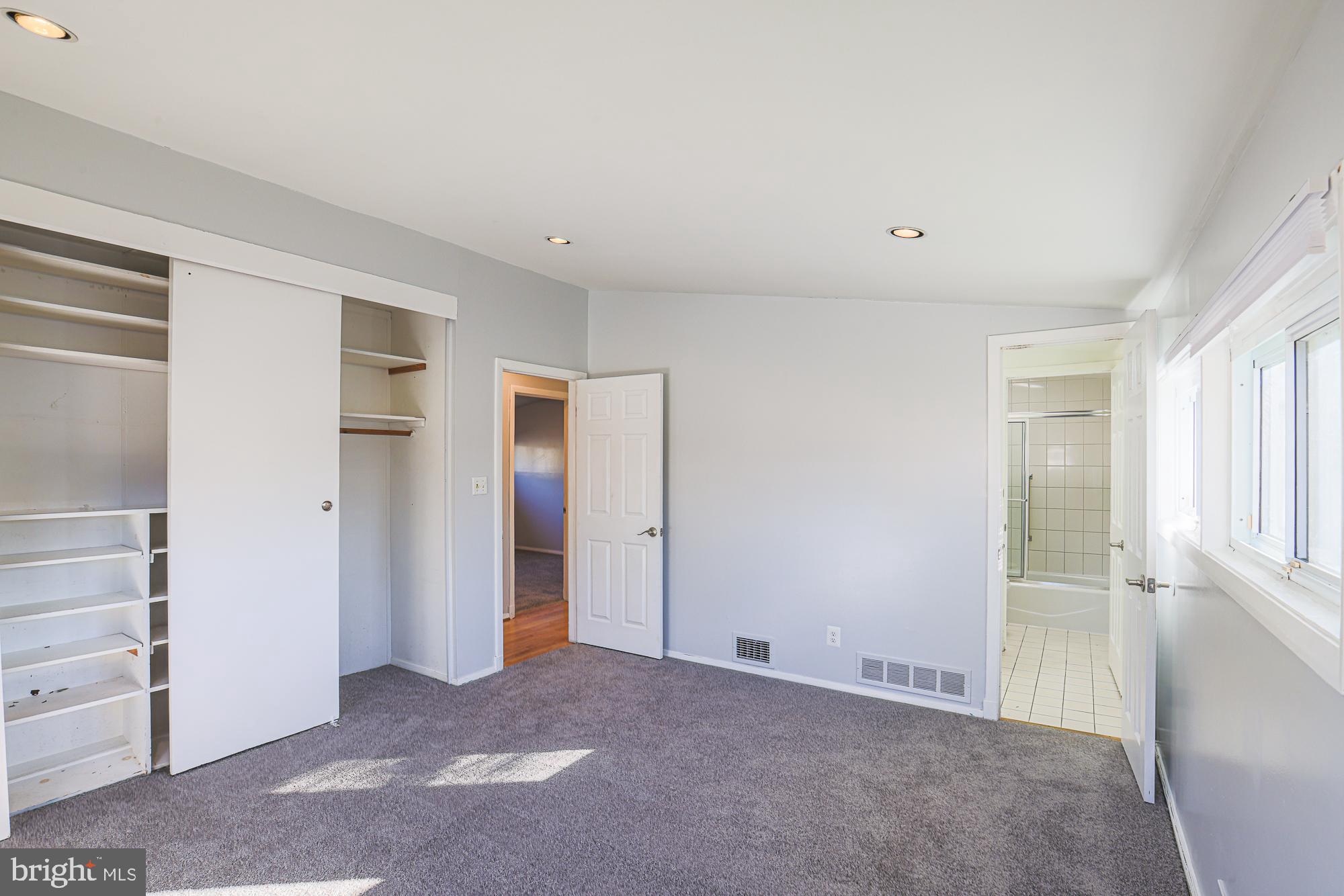 SUMMIT PARK - Residential Lease