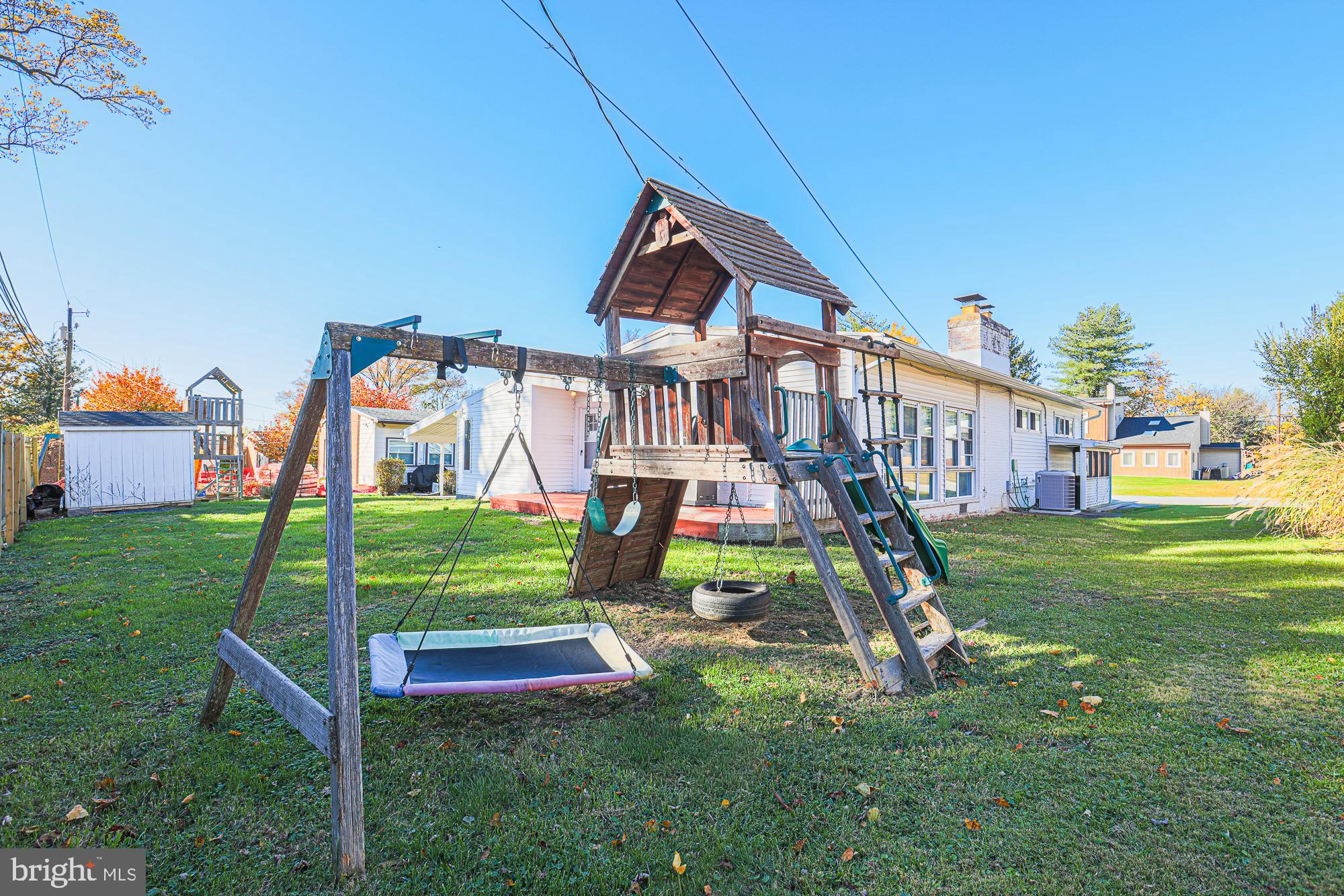 SUMMIT PARK - Residential Lease