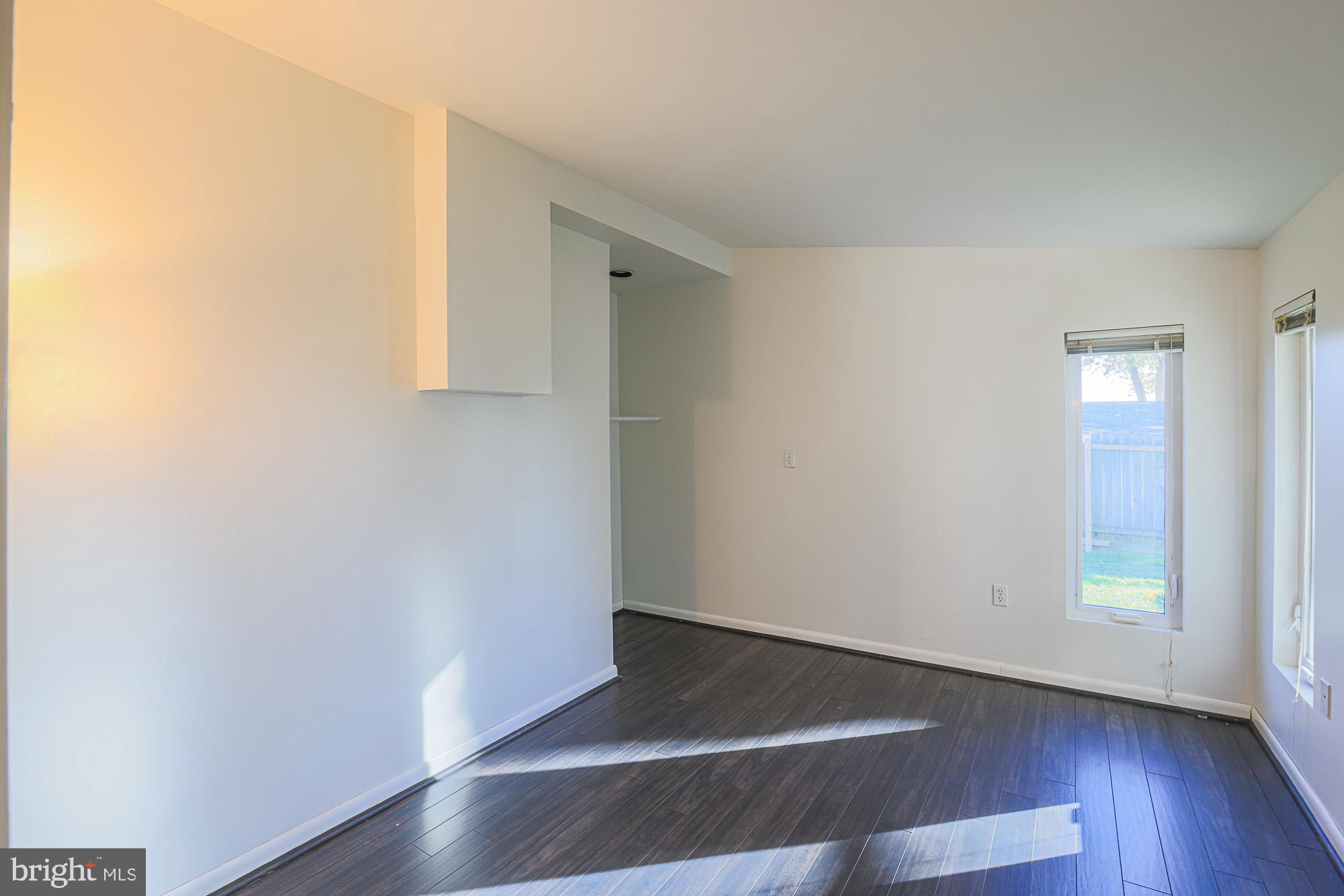 SUMMIT PARK - Residential Lease