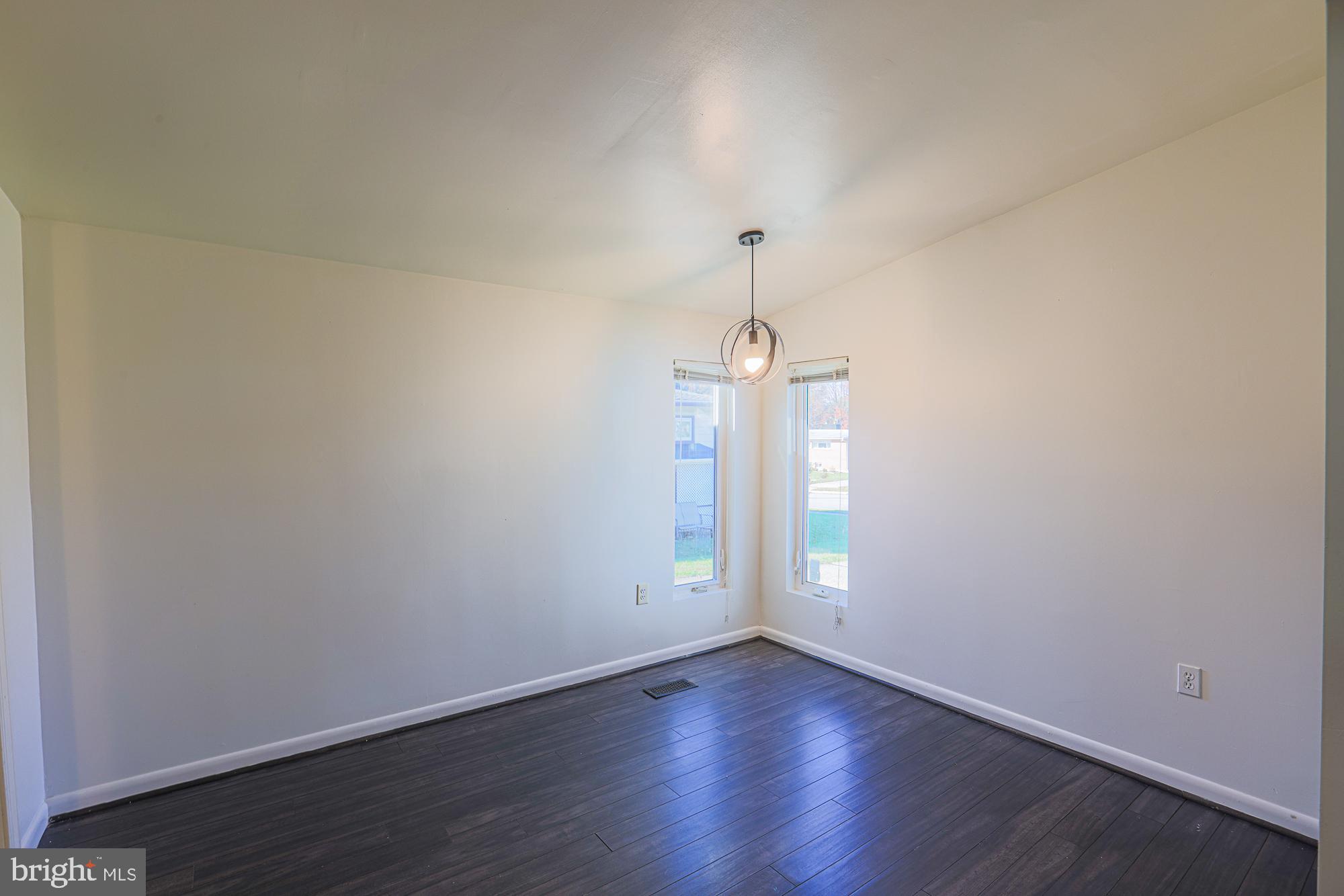 SUMMIT PARK - Residential Lease