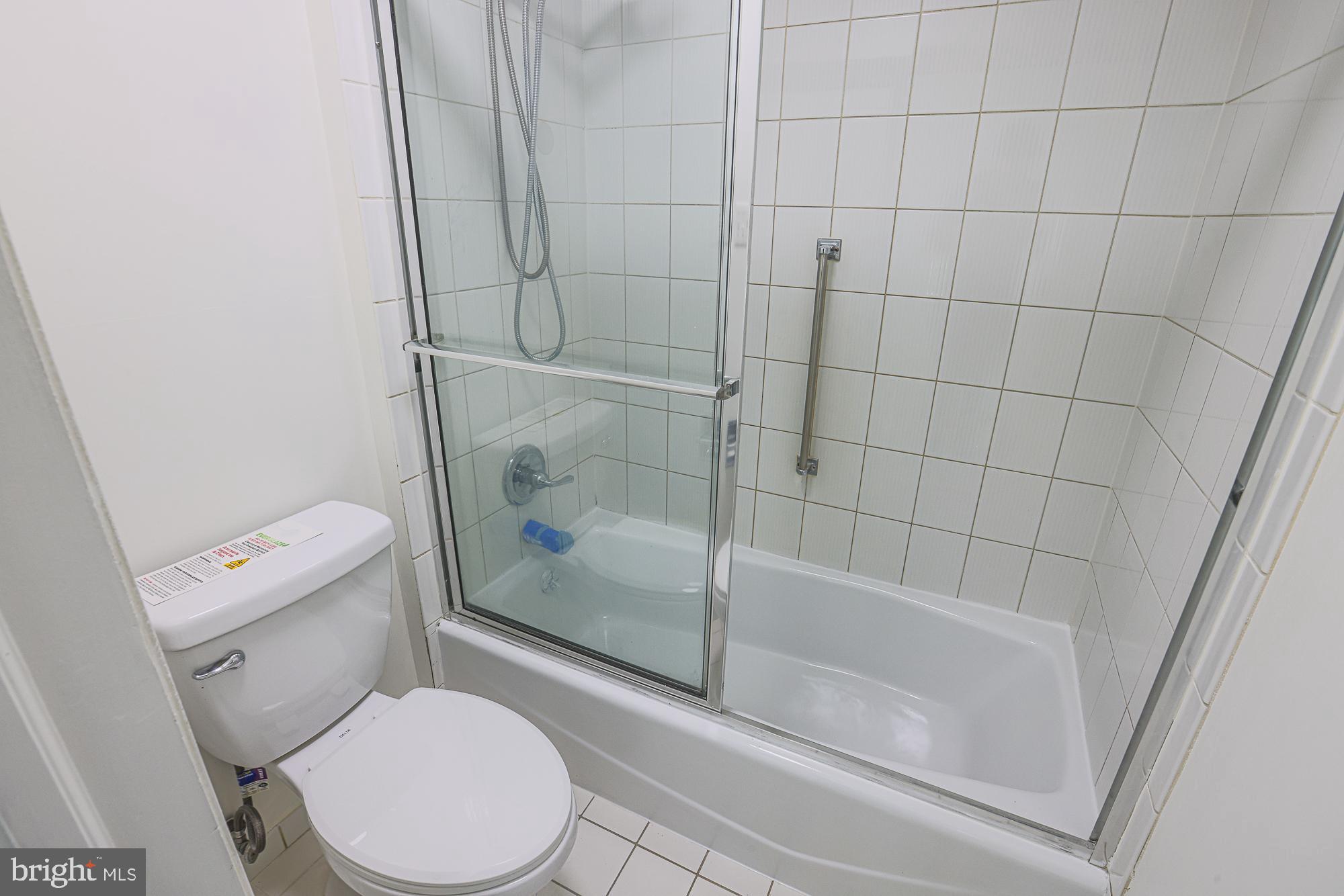 SUMMIT PARK - Residential Lease