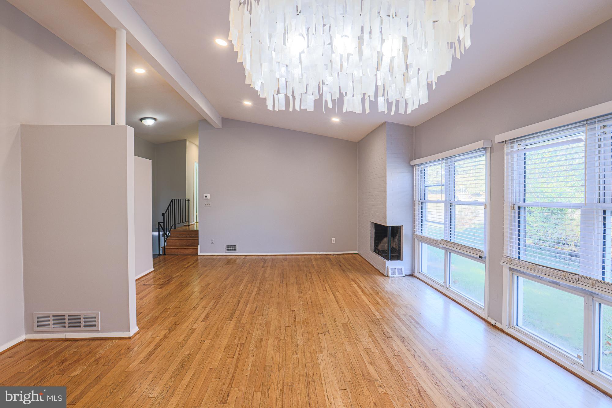 SUMMIT PARK - Residential Lease