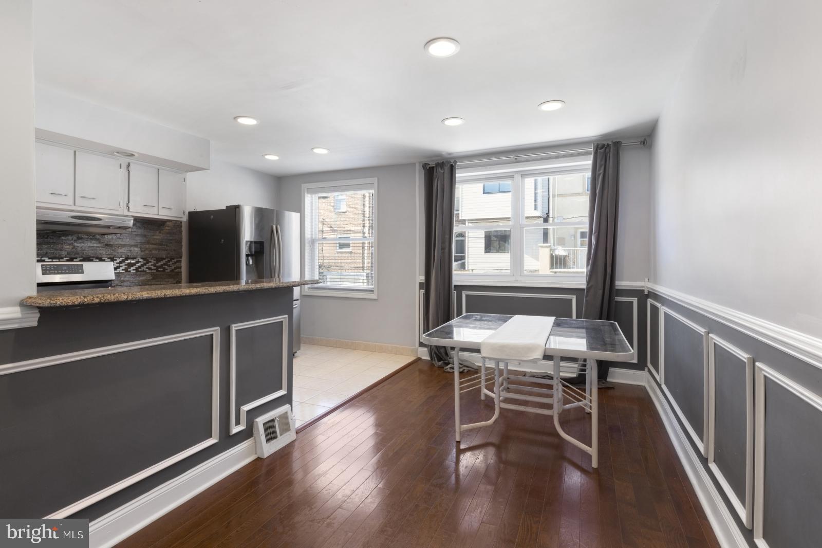 PHILADELPHIA (SOUTH) - Residential Lease