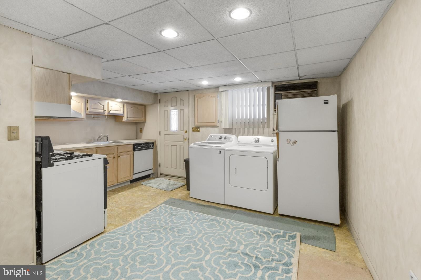 PHILADELPHIA (SOUTH) - Residential Lease