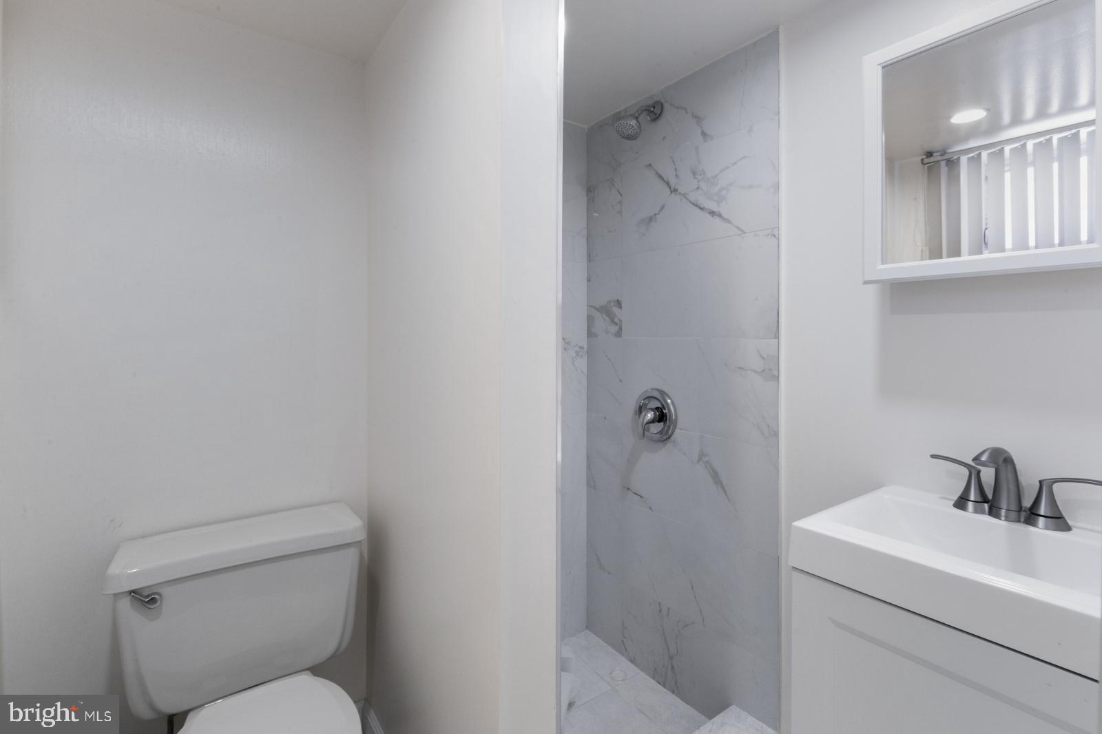PHILADELPHIA (SOUTH) - Residential Lease