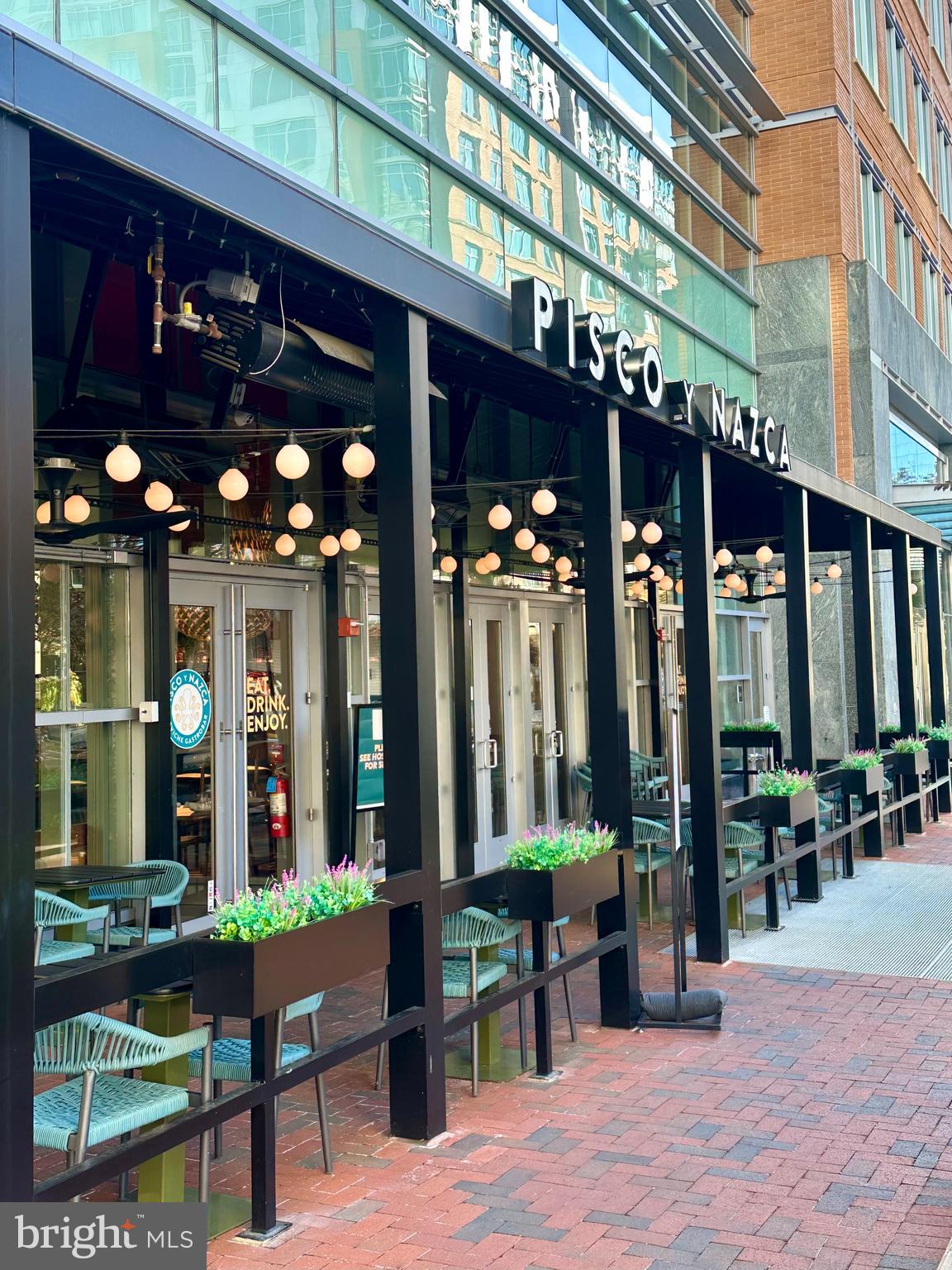 STRATFORD COURT - Residential