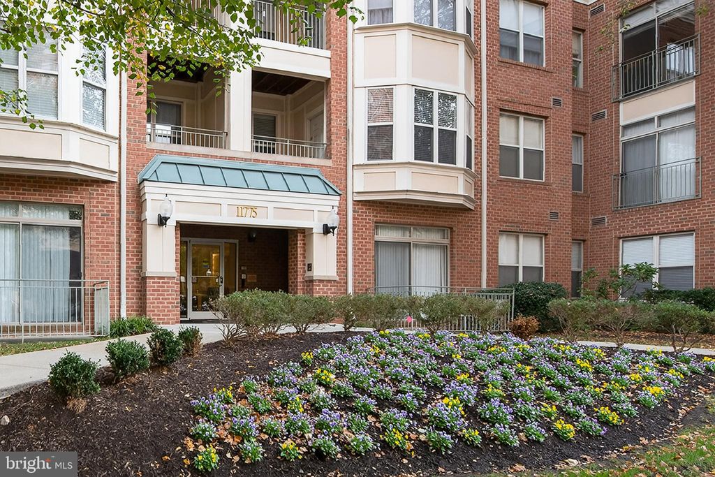 Photo of 11775 Stratford House Place #206, RESTON, VA 20190 (MLS # VAFX2276562)