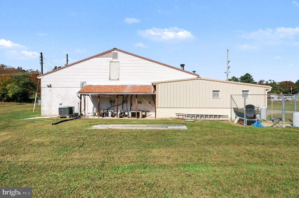 Photo of 3162 Richmond Road, WARSAW, VA 22572 (MLS # VARV2000560)