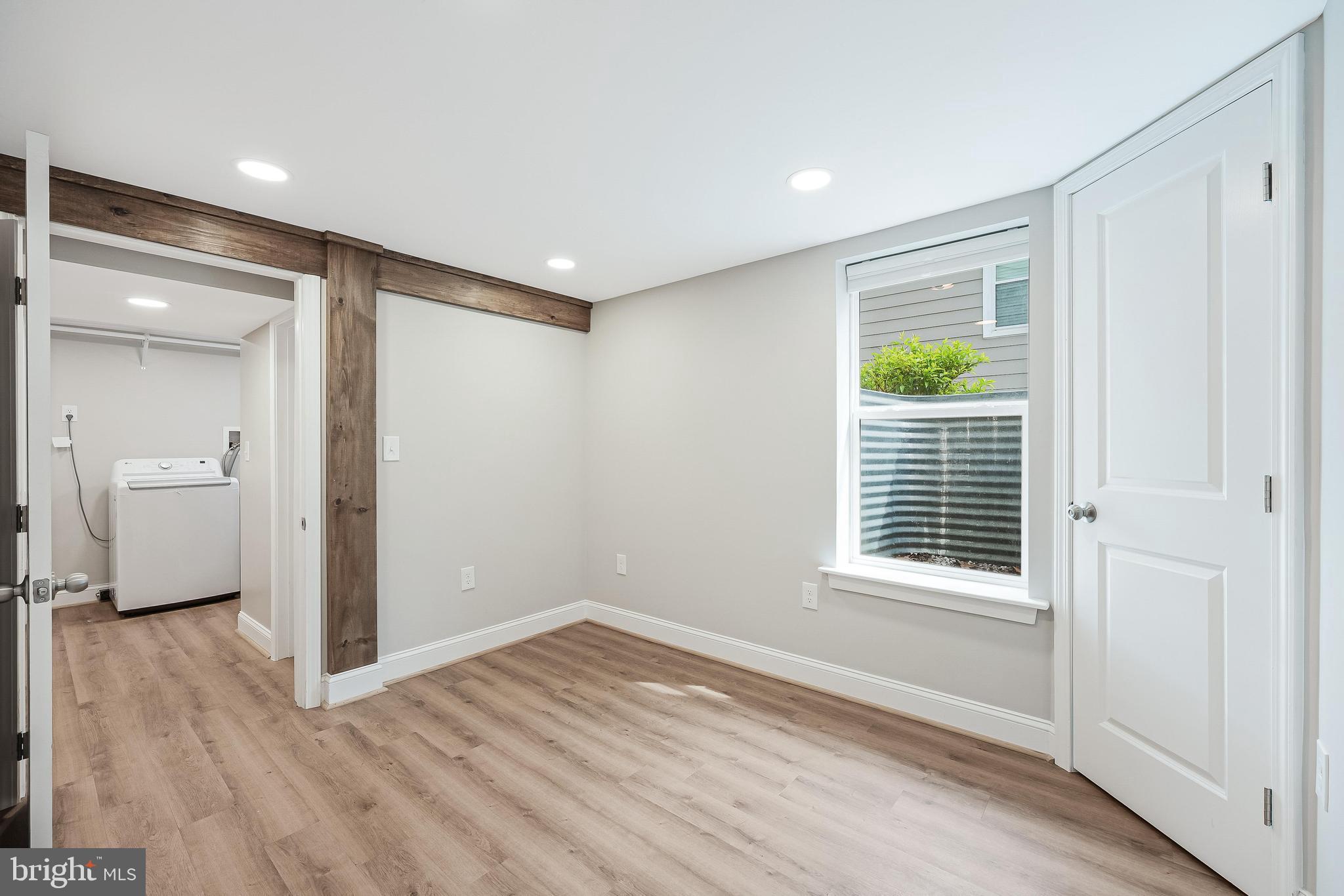 GREENWAY DOWNS - Residential