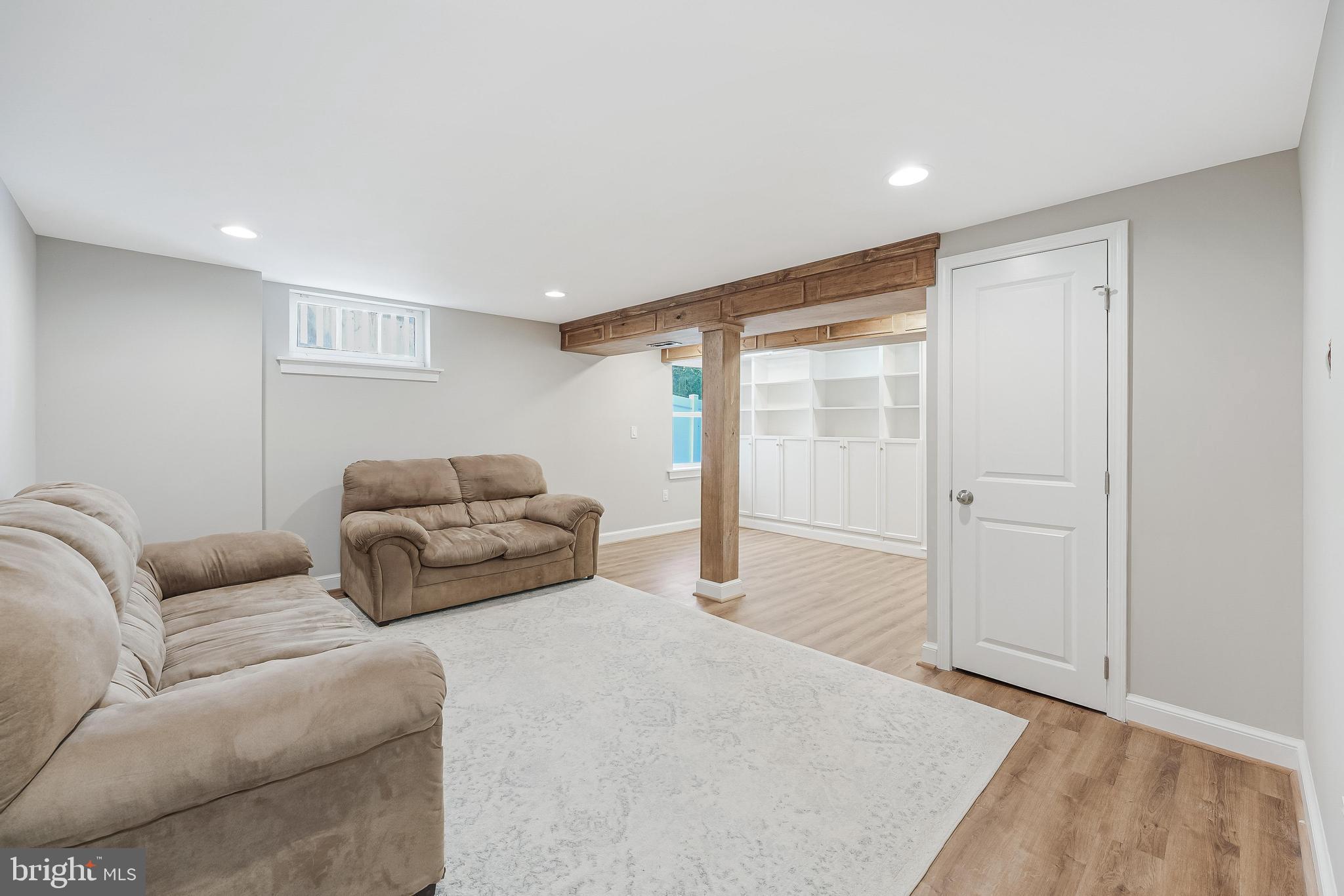 GREENWAY DOWNS - Residential