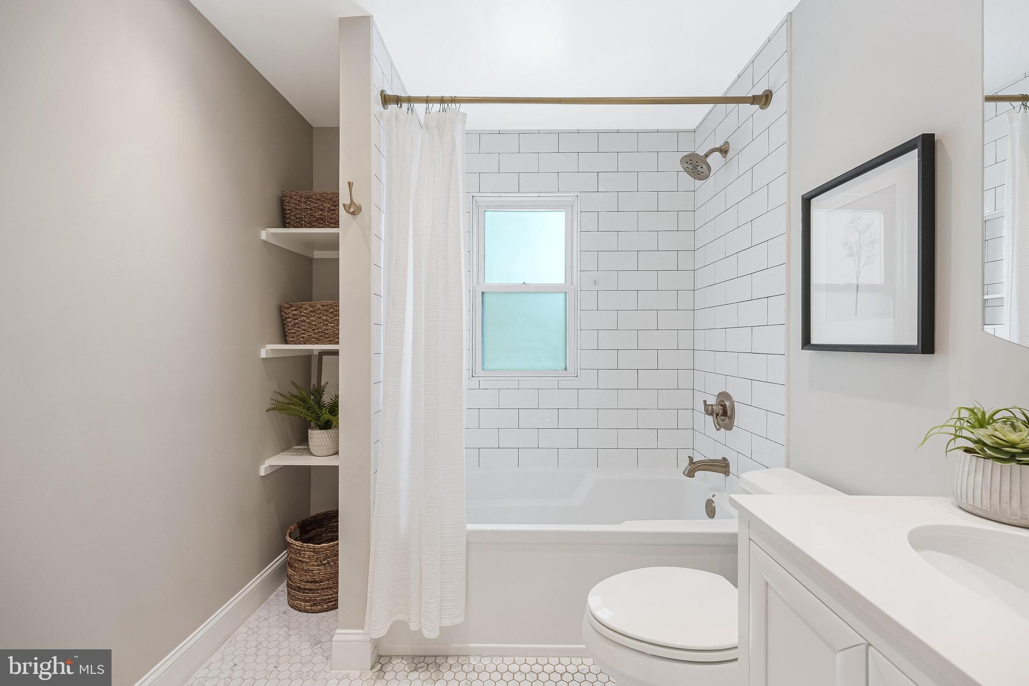 GREENWAY DOWNS - Residential