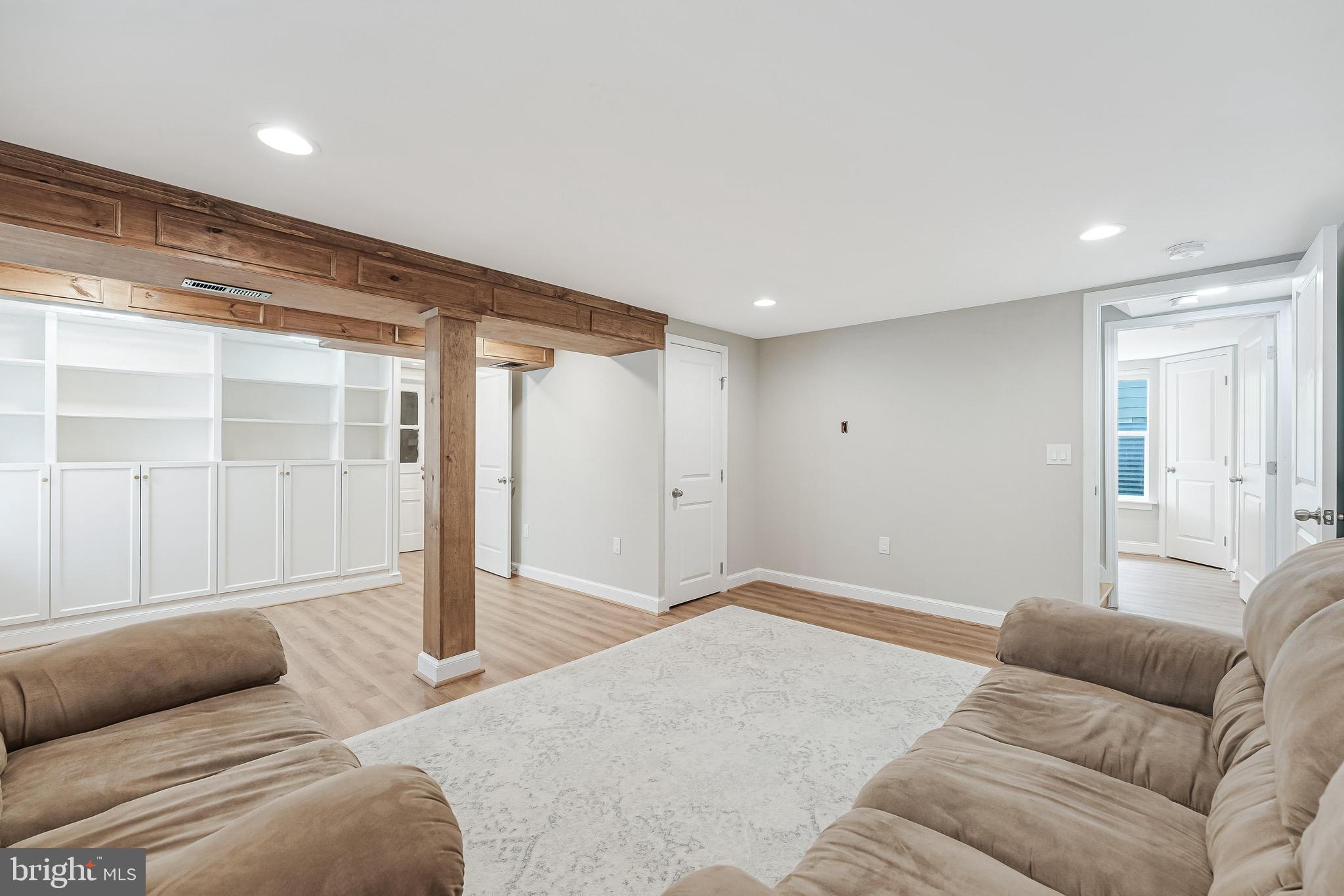 GREENWAY DOWNS - Residential