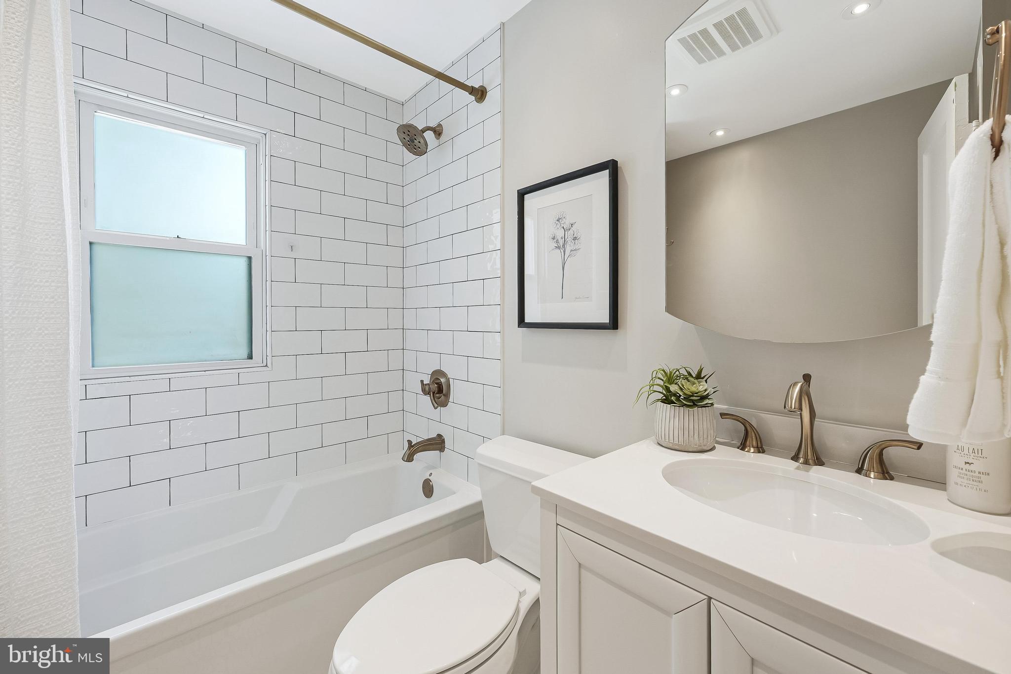 GREENWAY DOWNS - Residential