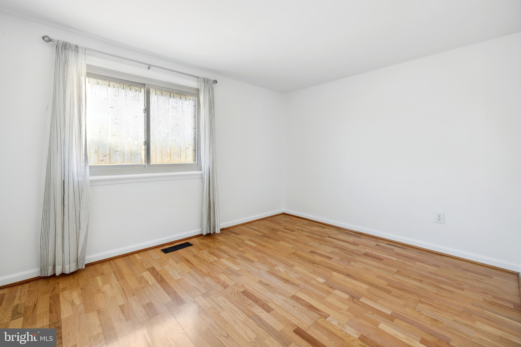 DUFIEF - Residential Lease