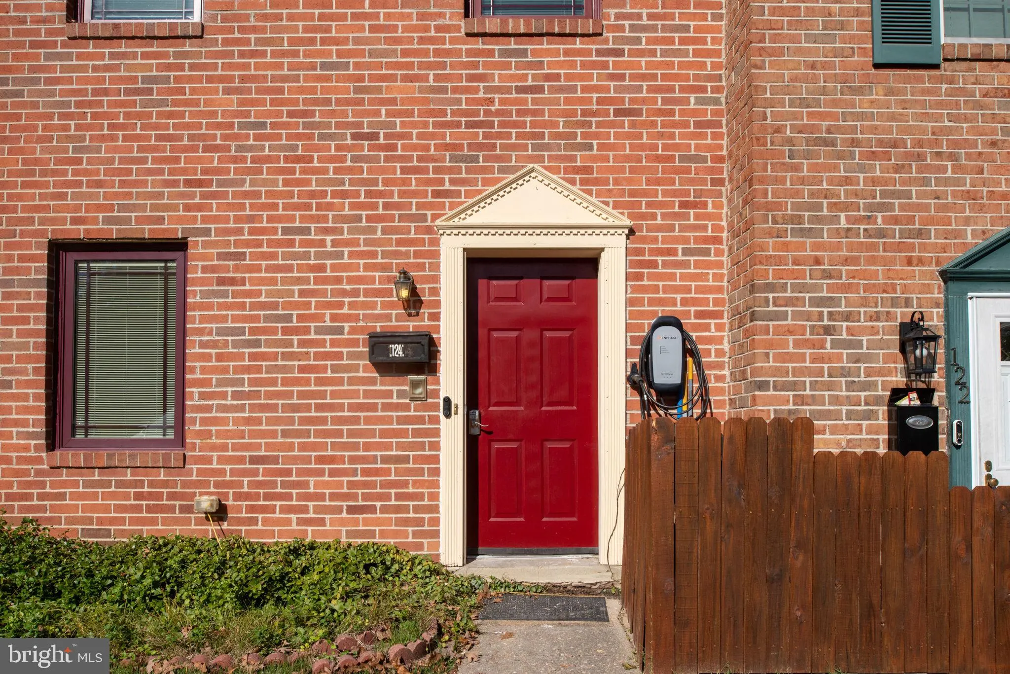 Fredericksburg, Virginia 22408, United States, 3 Bedrooms Bedrooms, ,2 BathroomsBathrooms,Residential,Pending,228456