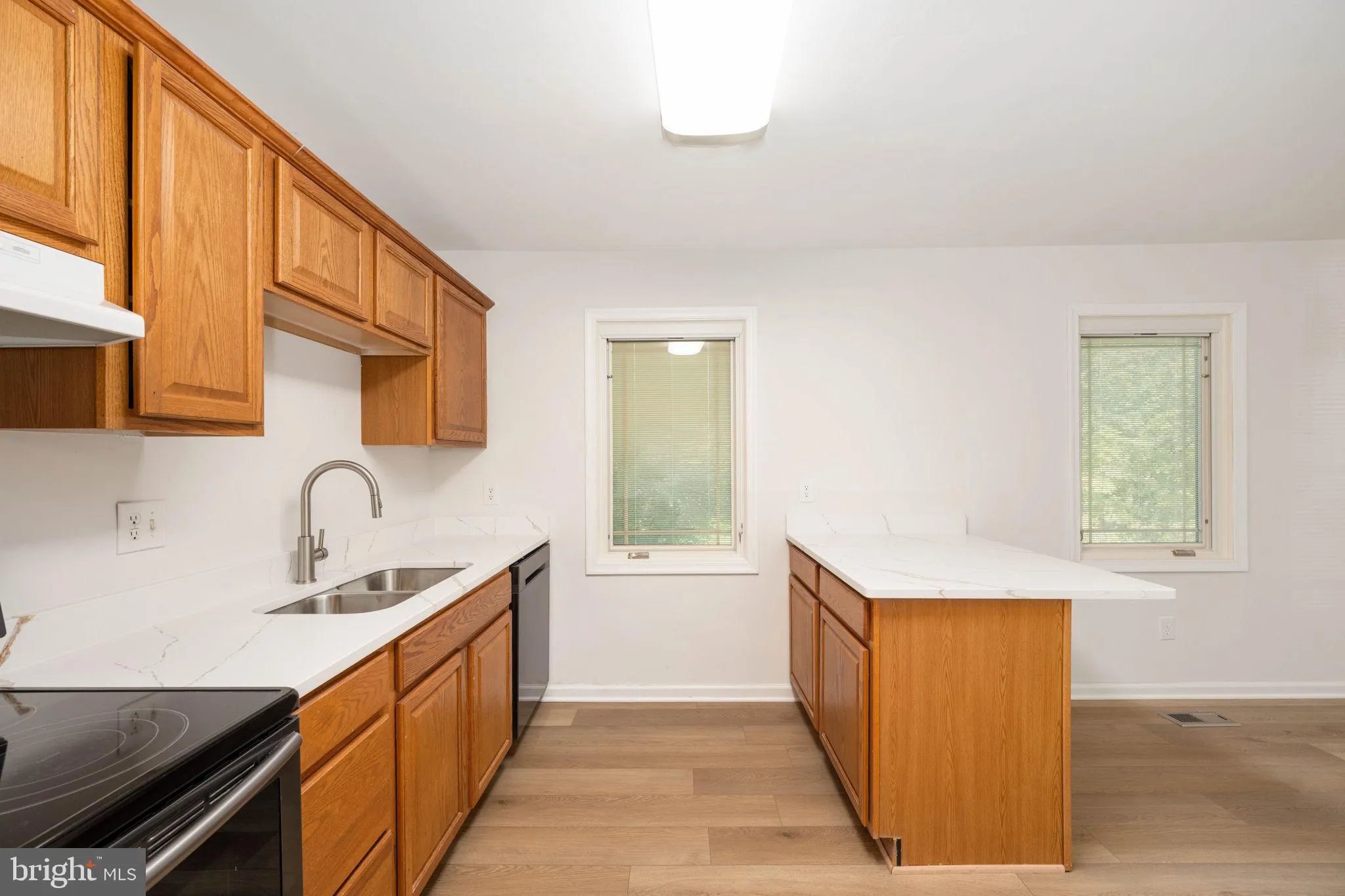 Fredericksburg, Virginia 22408, United States, 3 Bedrooms Bedrooms, ,2 BathroomsBathrooms,Residential,Pending,228456