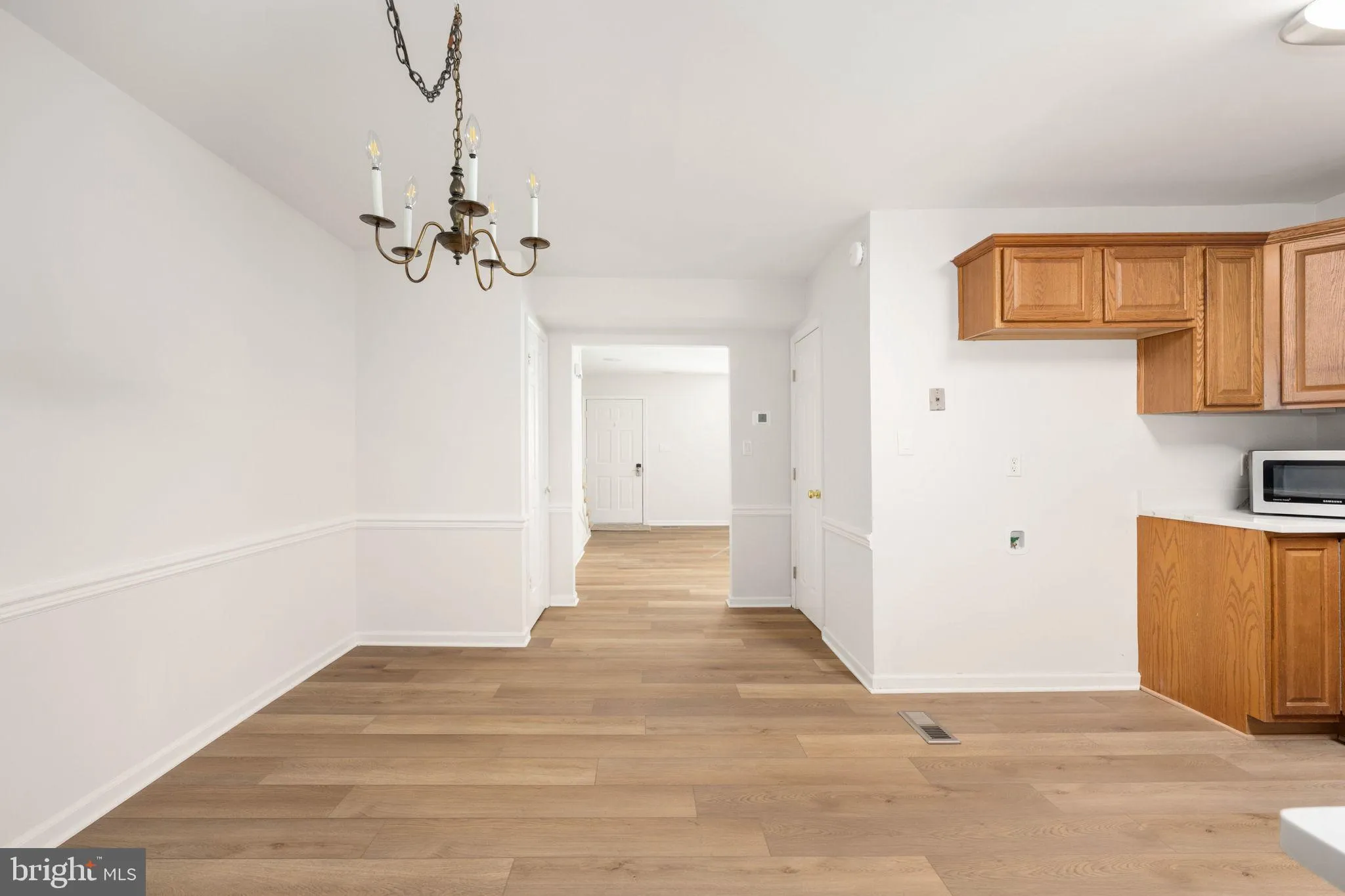 Fredericksburg, Virginia 22408, United States, 3 Bedrooms Bedrooms, ,2 BathroomsBathrooms,Residential,Pending,228456