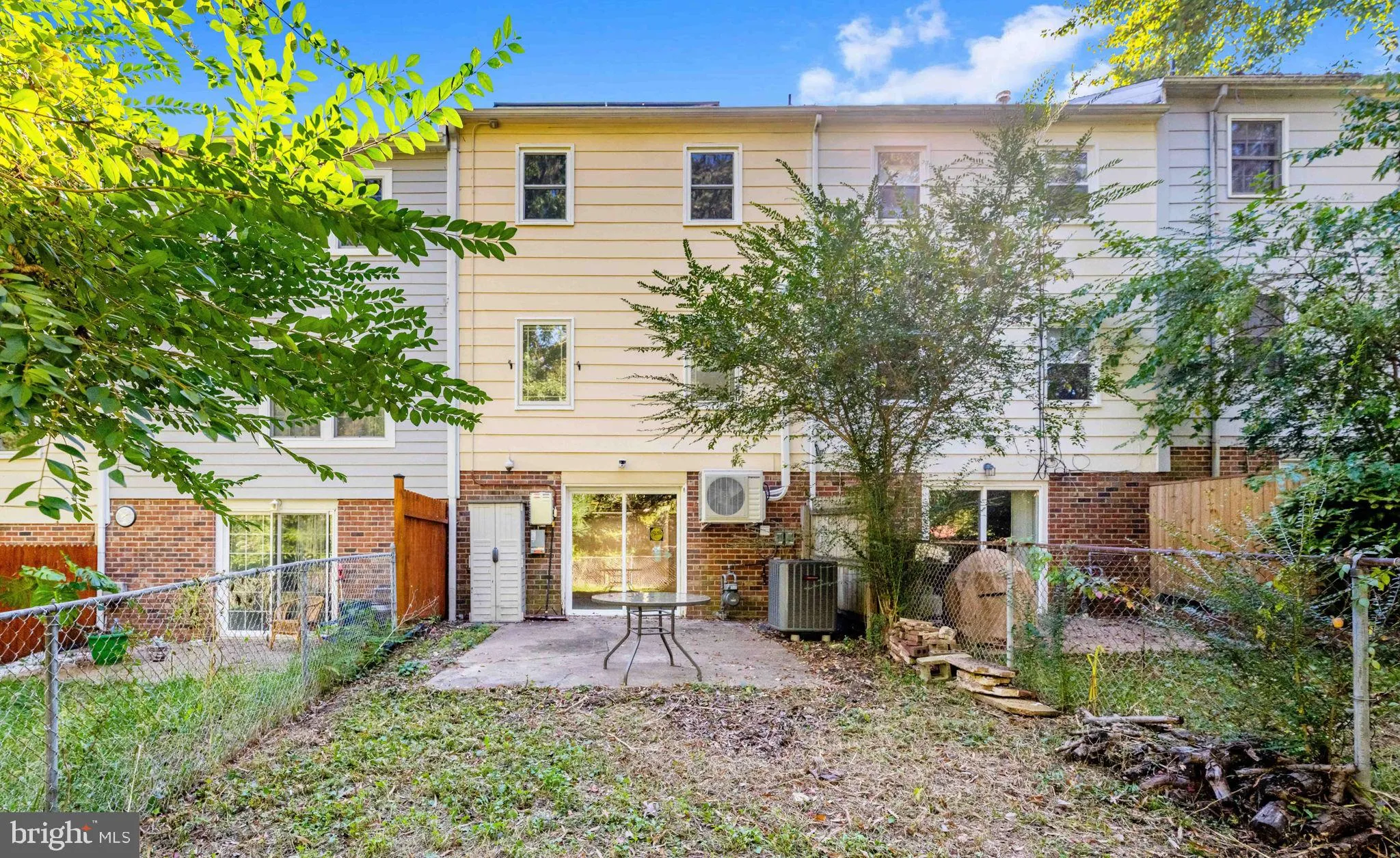 Fredericksburg, Virginia 22408, United States, 3 Bedrooms Bedrooms, ,2 BathroomsBathrooms,Residential,Pending,228456