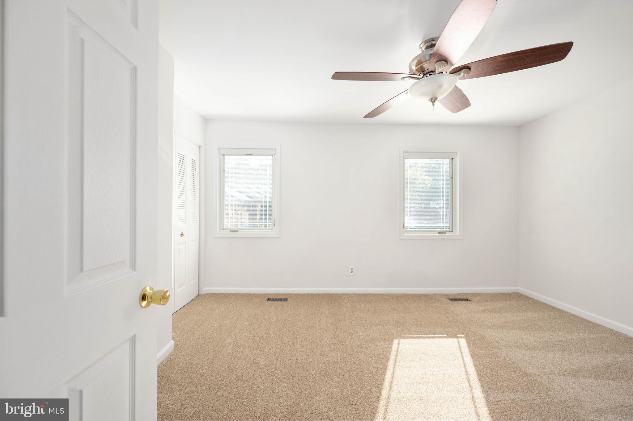 OLDE GREENWICH - Residential