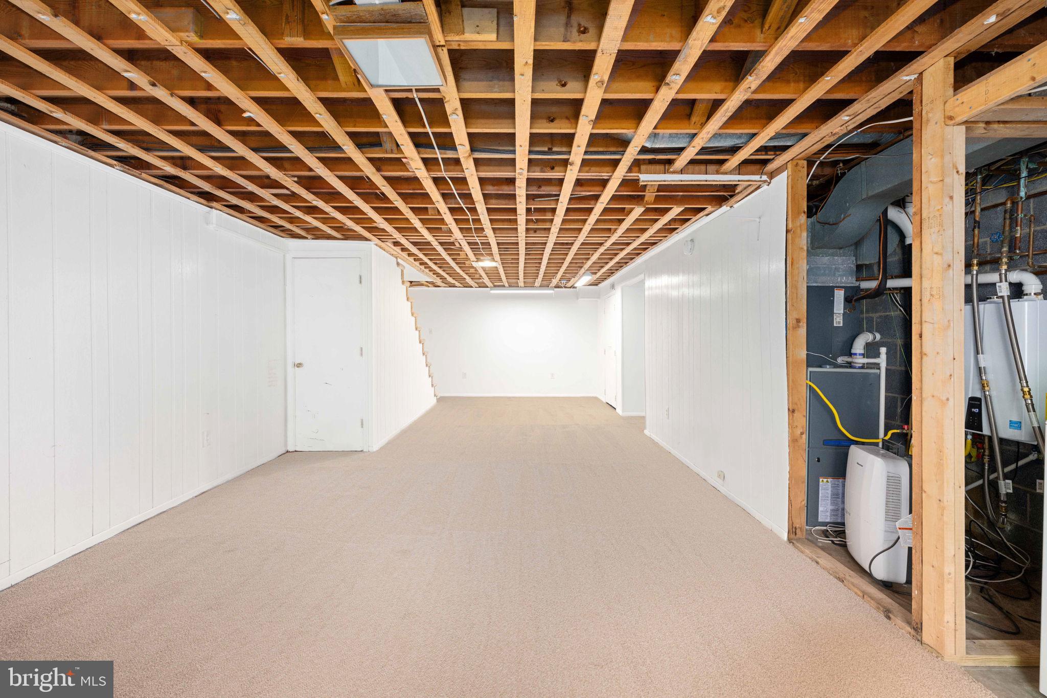 OLDE GREENWICH - Residential