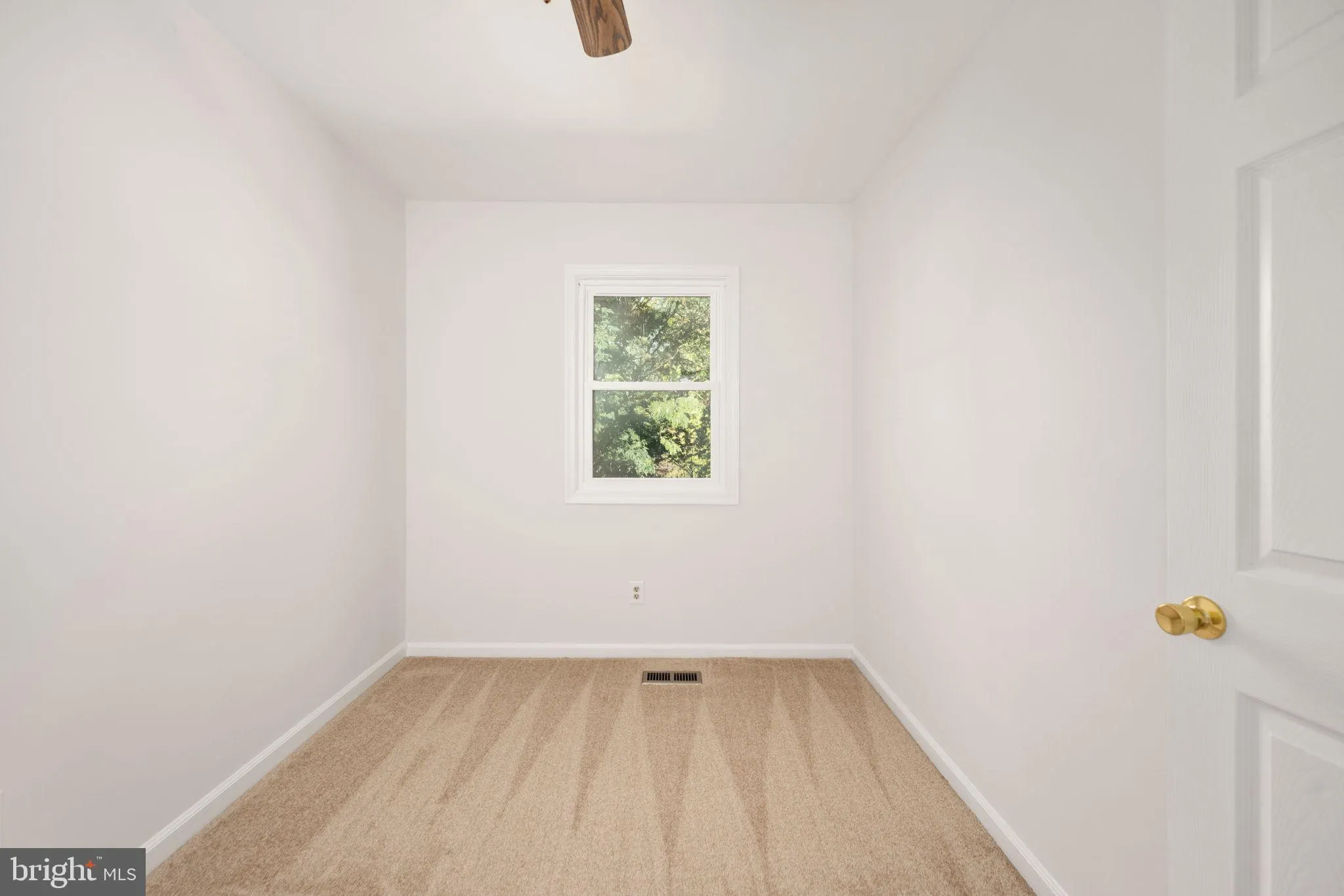 Fredericksburg, Virginia 22408, United States, 3 Bedrooms Bedrooms, ,2 BathroomsBathrooms,Residential,Pending,228456