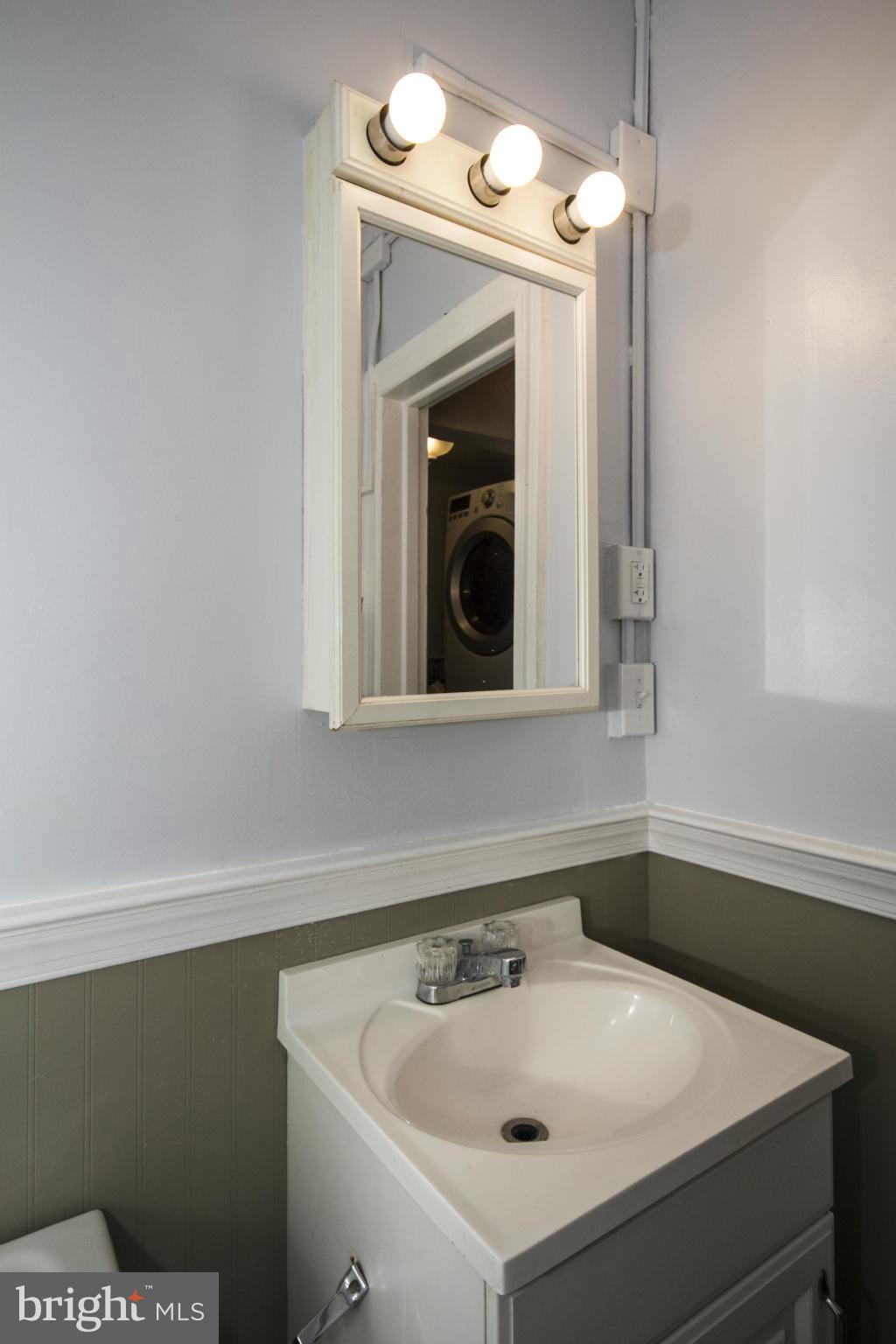 MOUNT VERNON PLACE HISTORIC DISTRICT - Residential Lease