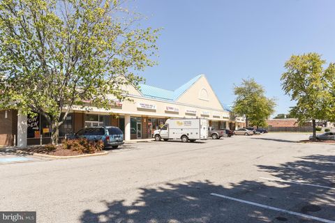 Photo of 5808 Allentown Way #5808, TEMPLE HILLS, MD 20748 (MLS # MDPG2205334)