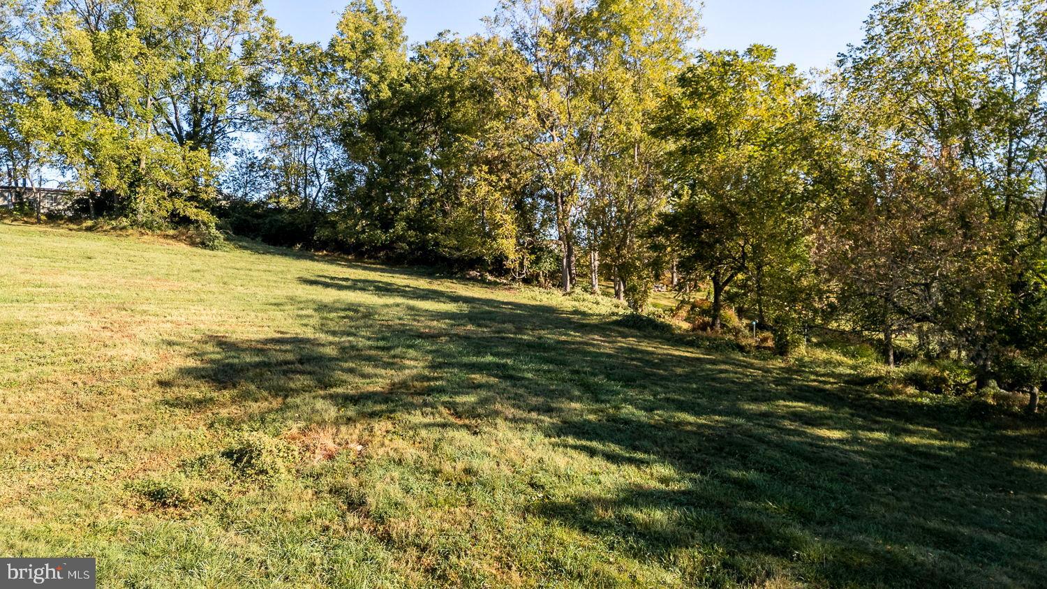 187 E HILLENDALE ROAD