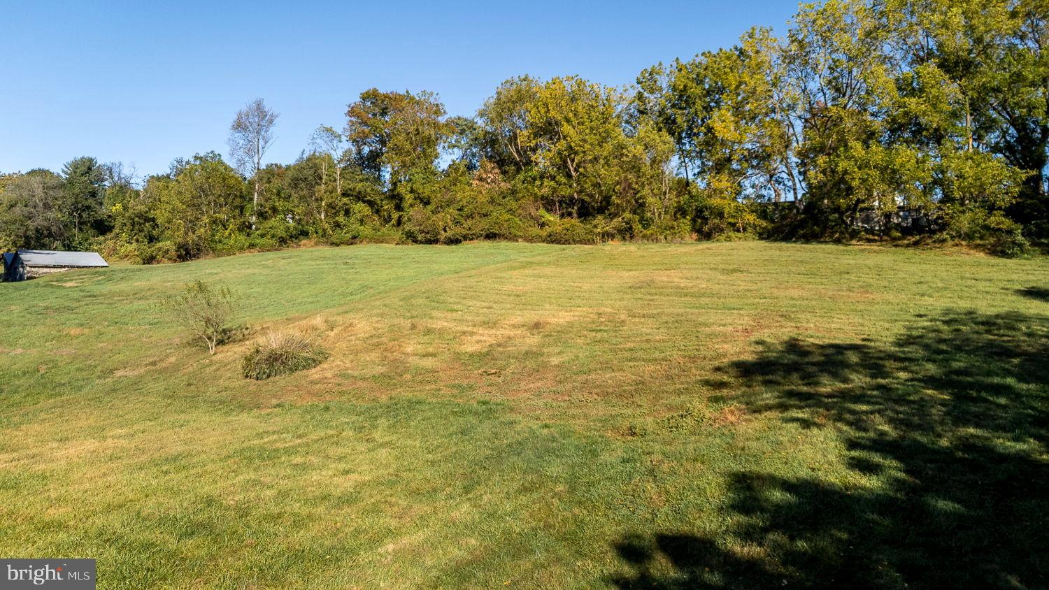 187 E HILLENDALE ROAD