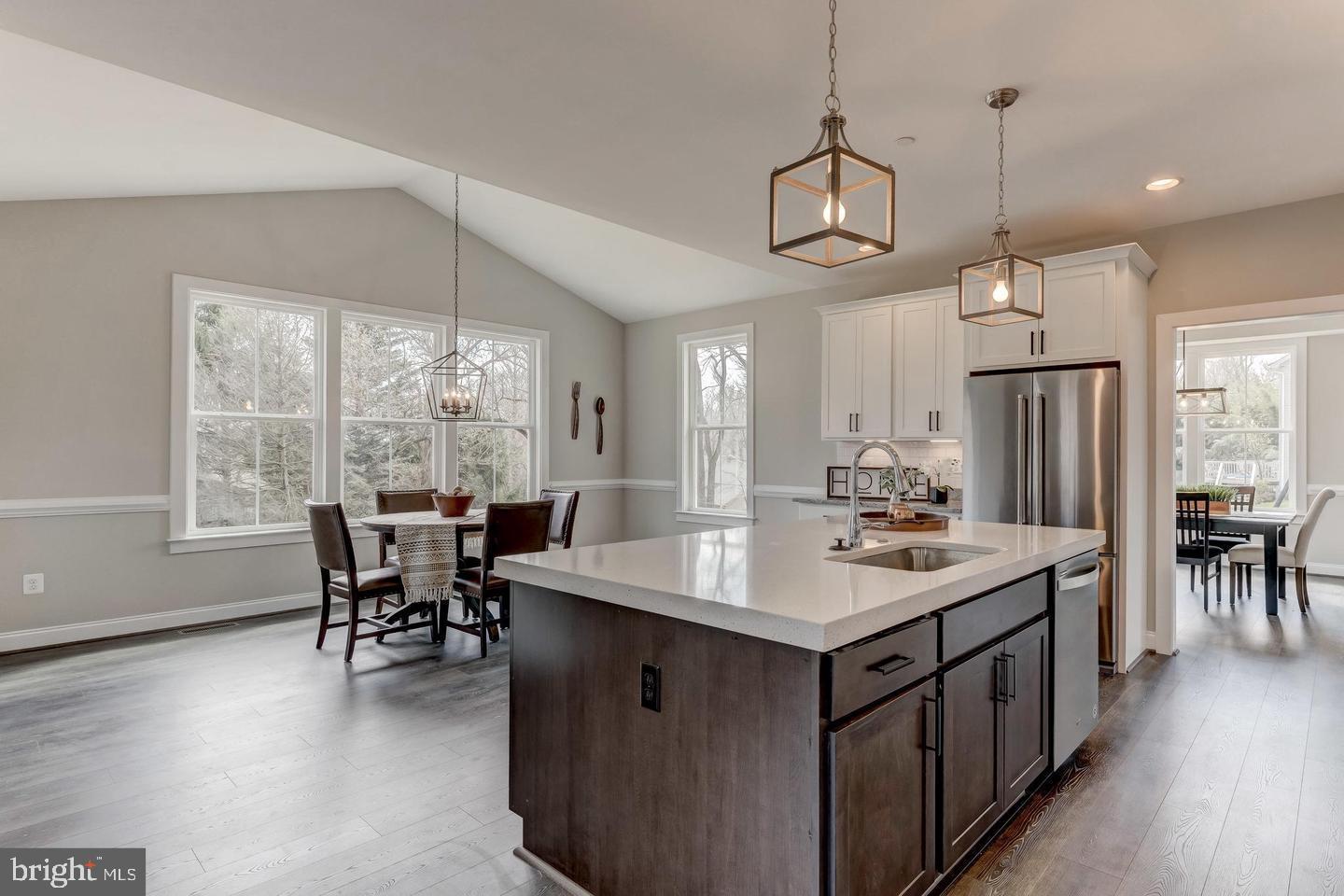 LOCKSLEY - Residential