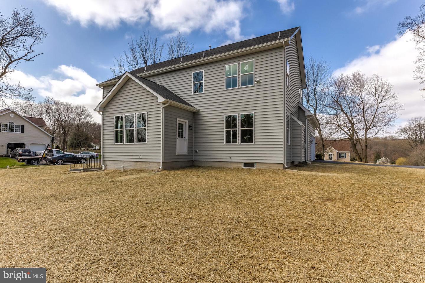 LOCKSLEY - Residential