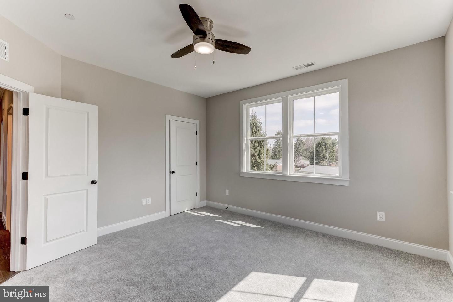 LOCKSLEY - Residential