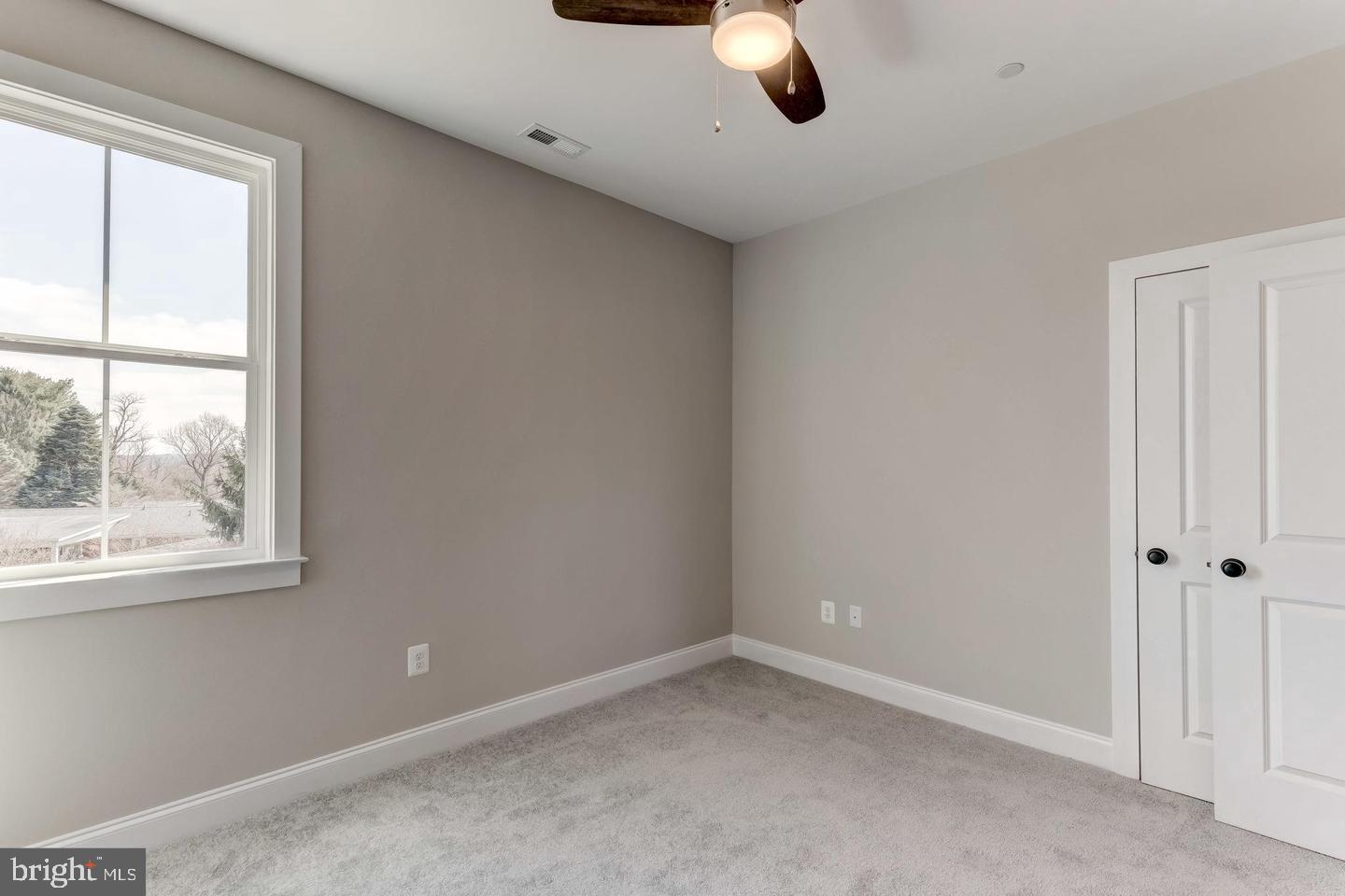 LOCKSLEY - Residential