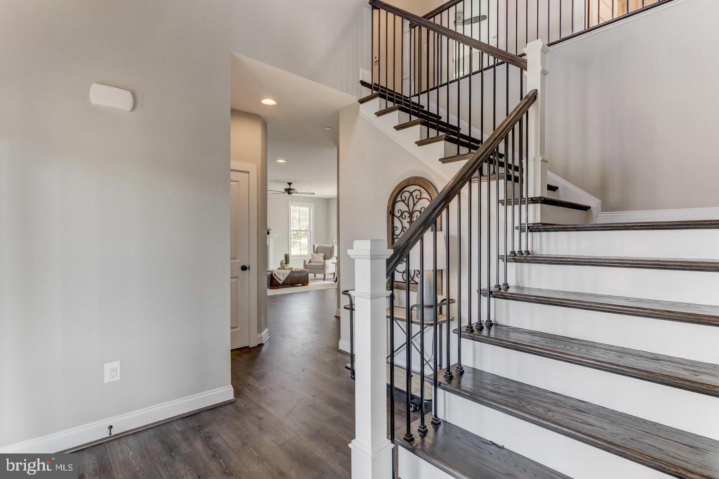 LOCKSLEY - Residential