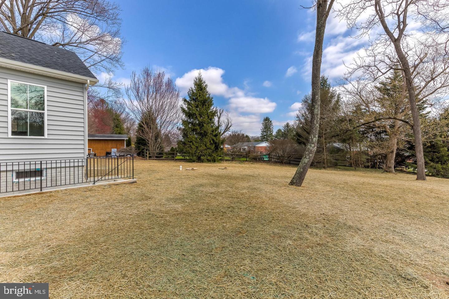 LOCKSLEY - Residential