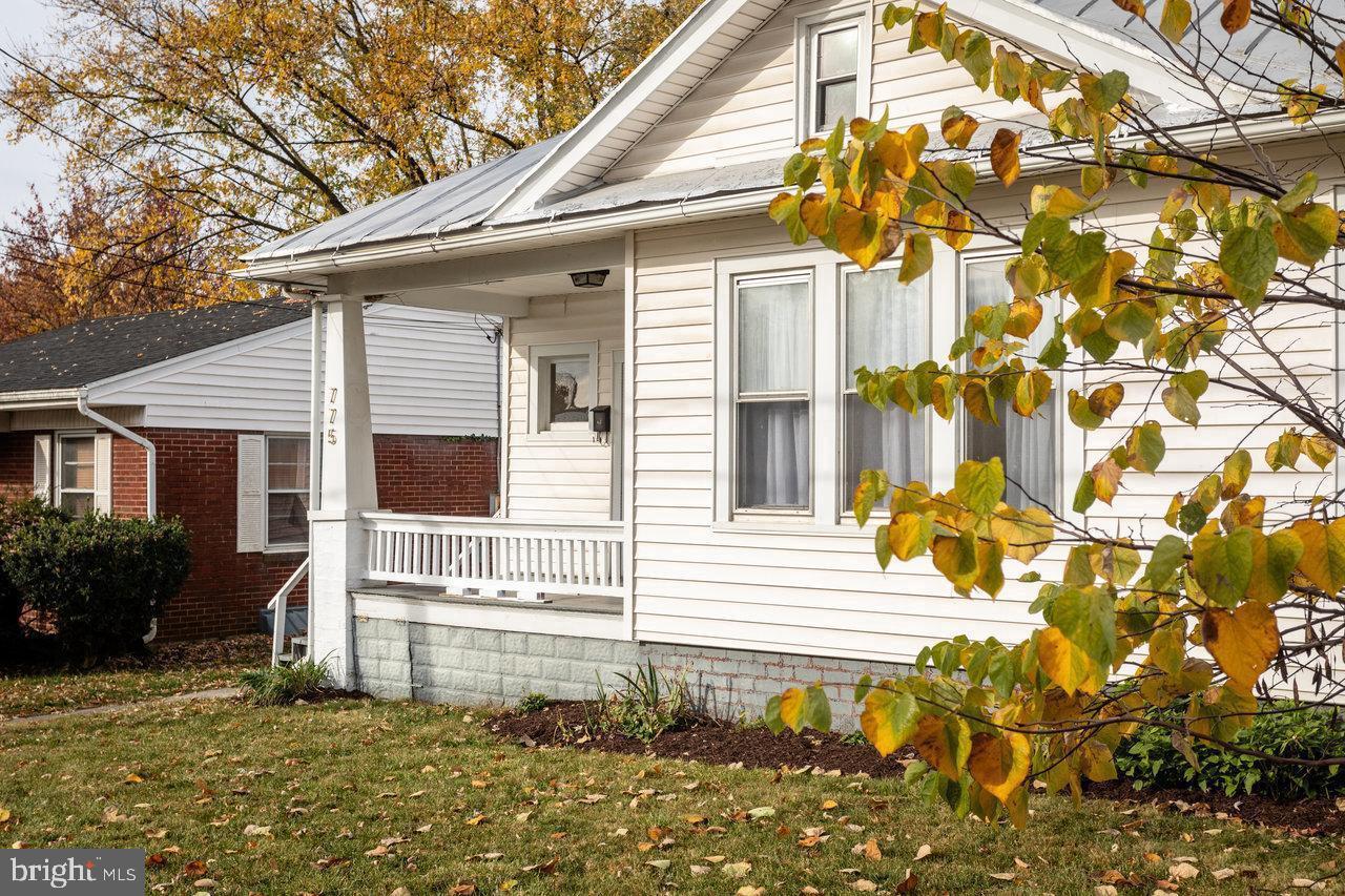 775 COLLICELLO STREET