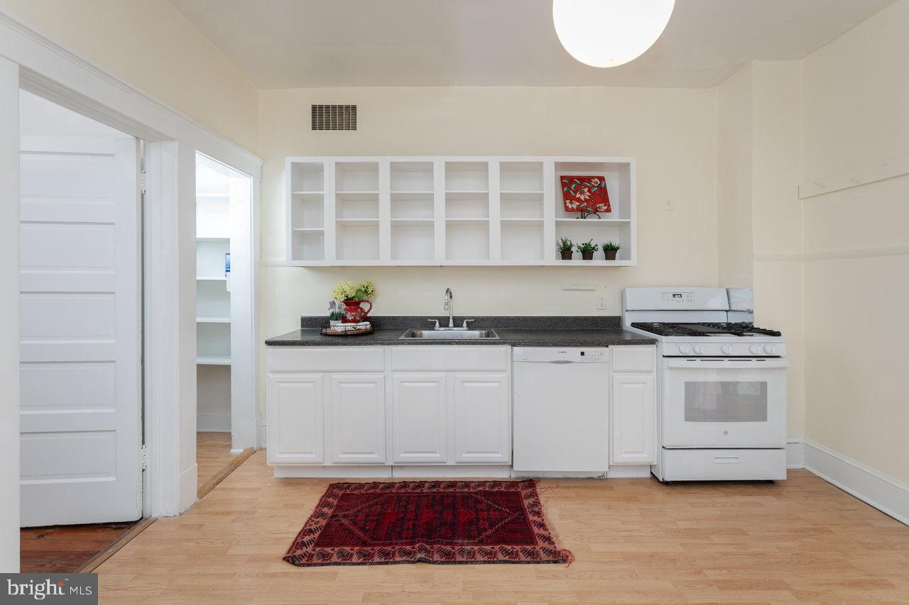 COLLICELLO - Residential Lease