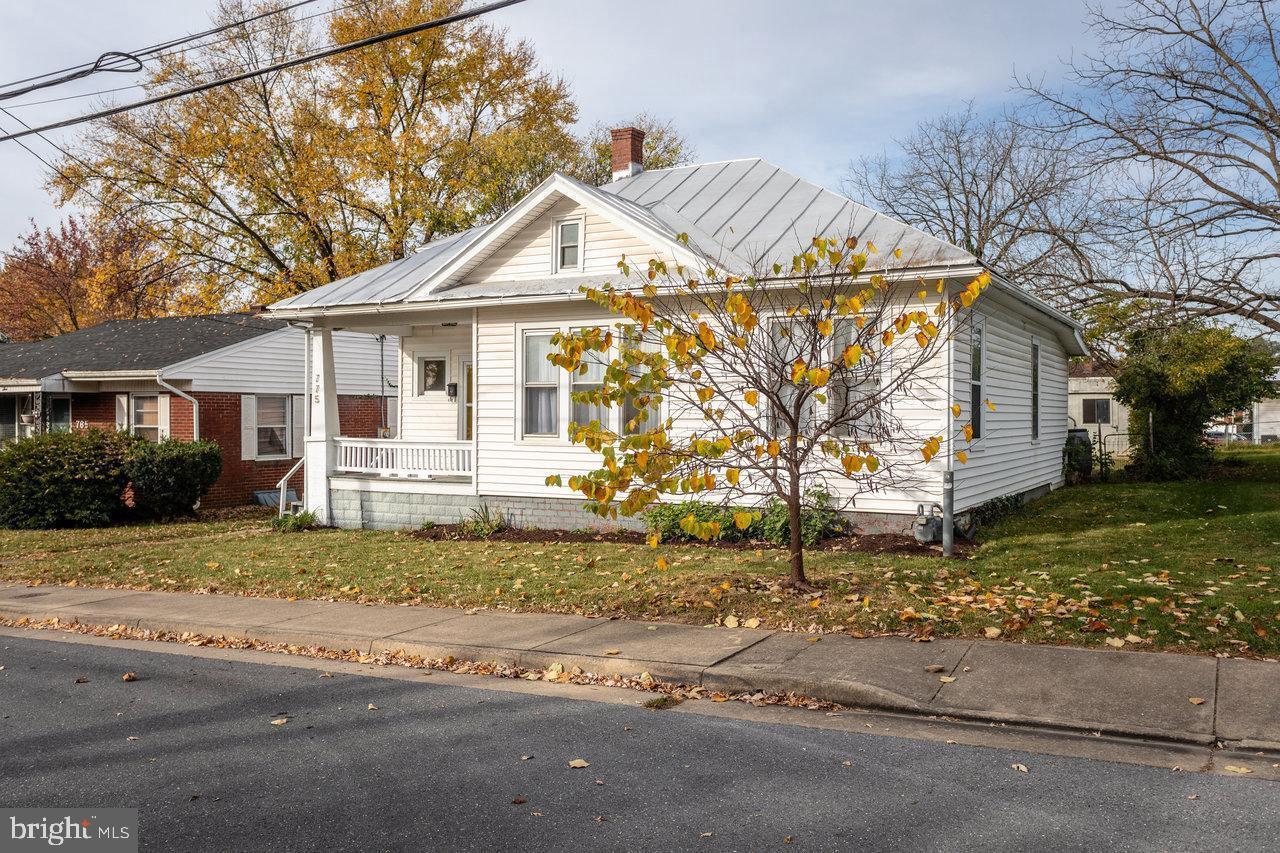 775 COLLICELLO STREET