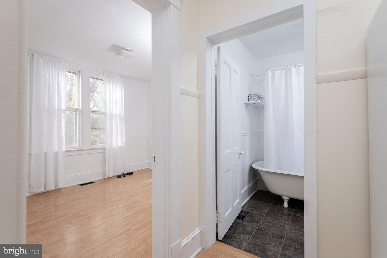 COLLICELLO - Residential Lease