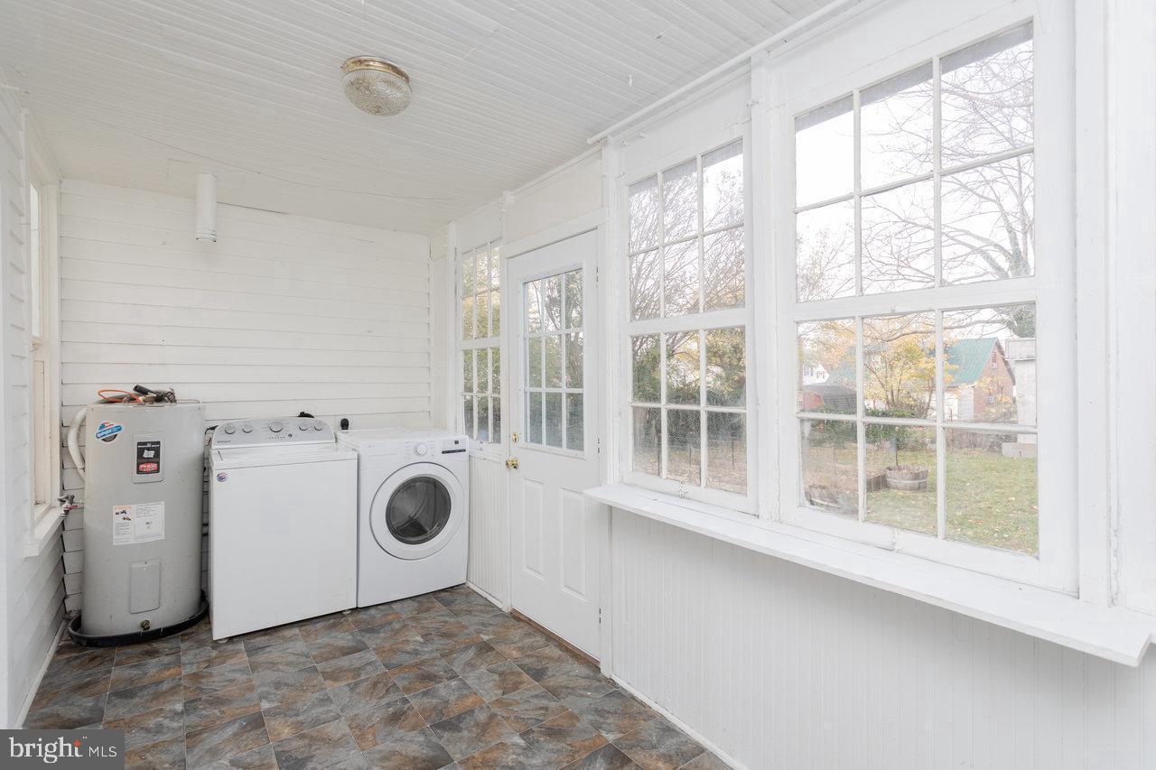 COLLICELLO - Residential Lease