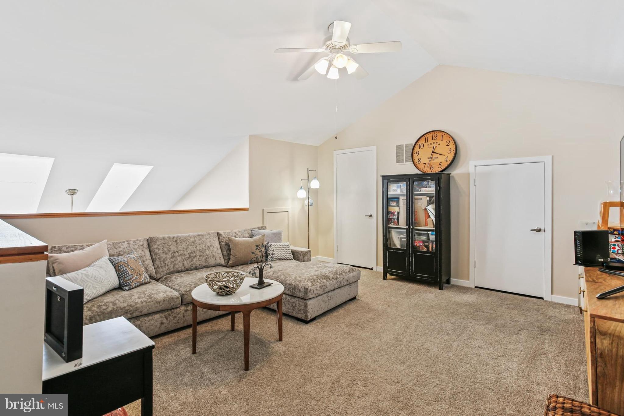 CHESAPEAKE HARBOUR - Residential
