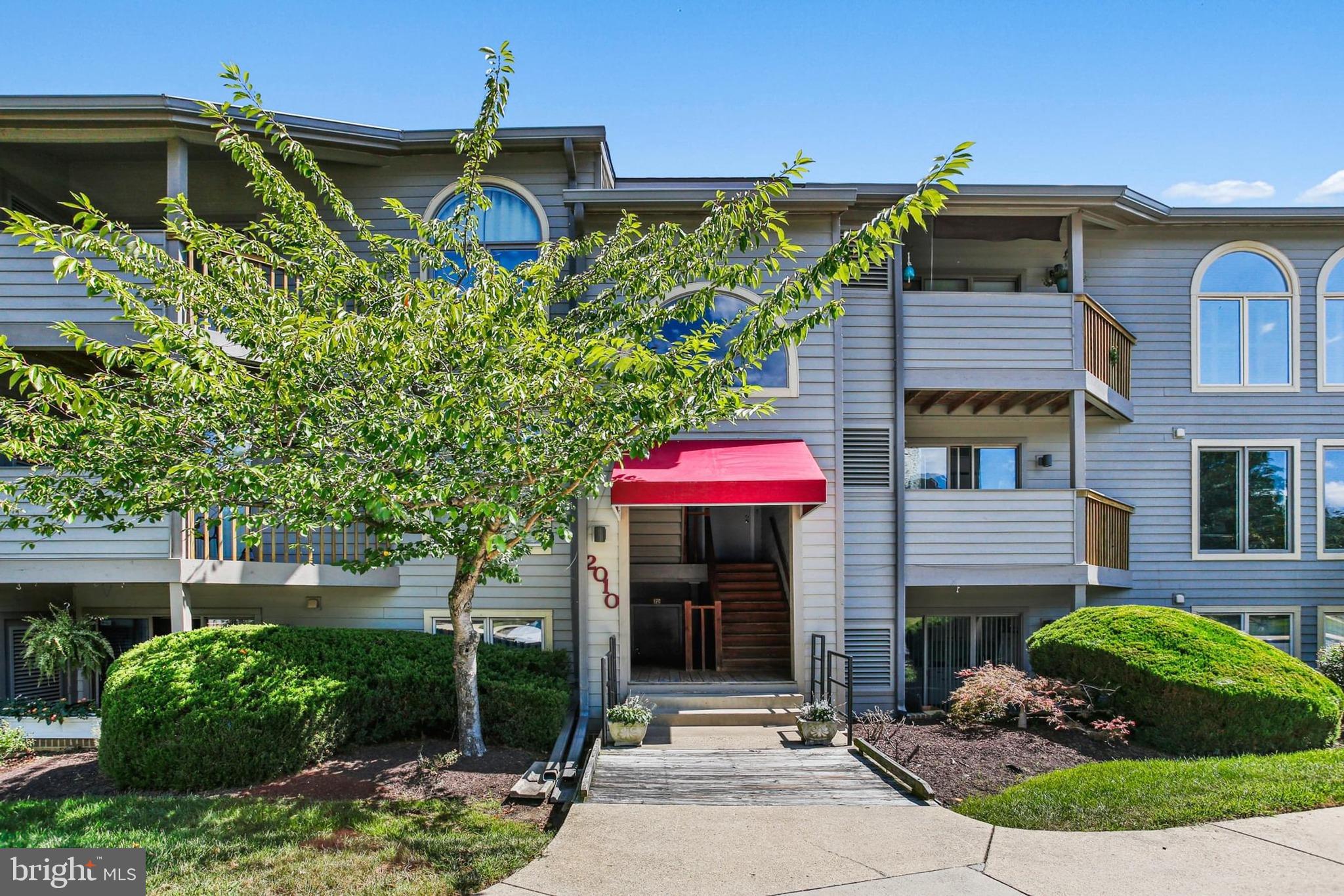 CHESAPEAKE HARBOUR - Residential