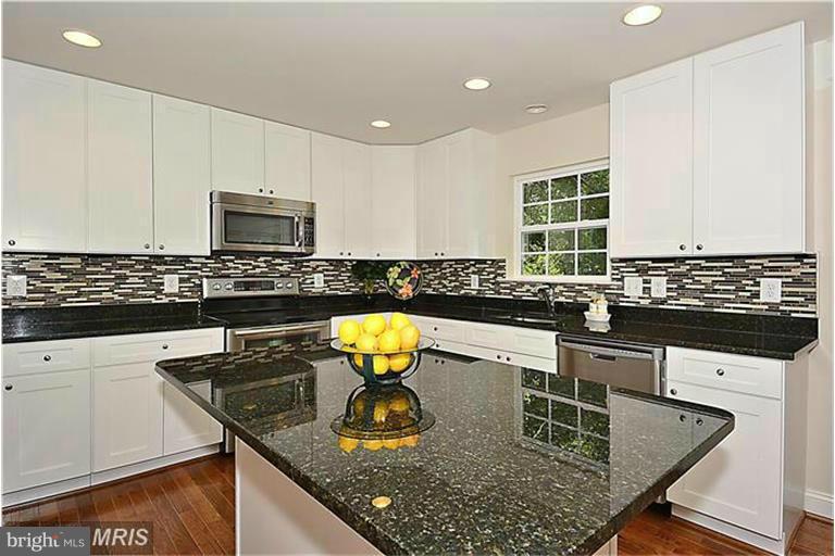 SHOREHAM BEACH - Residential